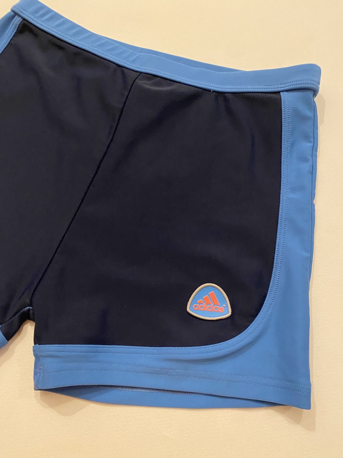 Adidas Vintage Adidas high-vaisted tight short Size 27" / US 4 / IT 40 - 2 Thumbnail