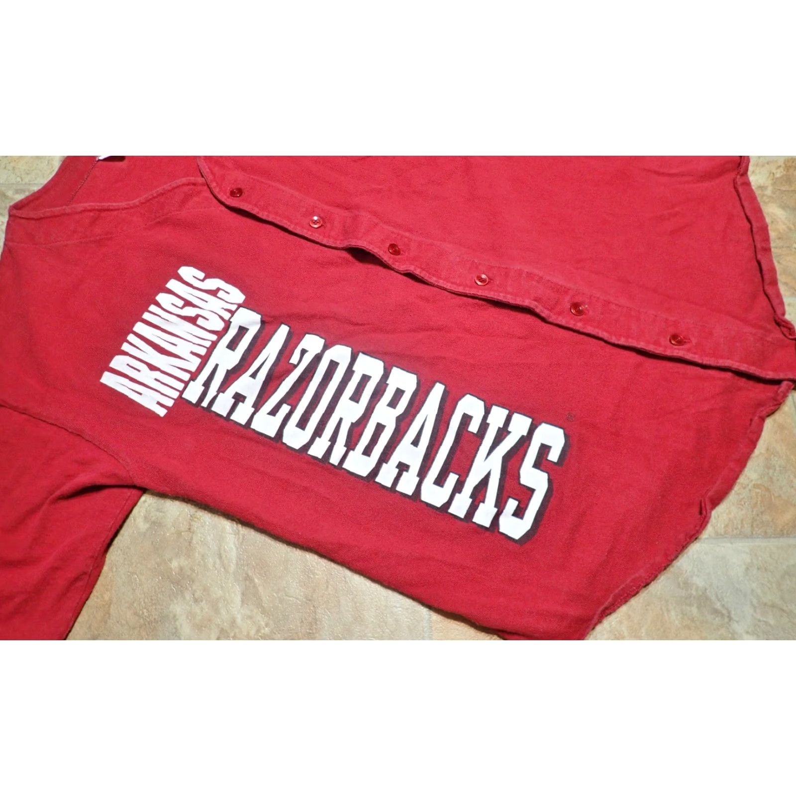 NCAA VINTAGE Arkansas Razorbacks NCAA Button Shirt Mens L Large Red 1980s Baseball Uniform Size US L / EU 52-54 / 3 - 7 Thumbnail