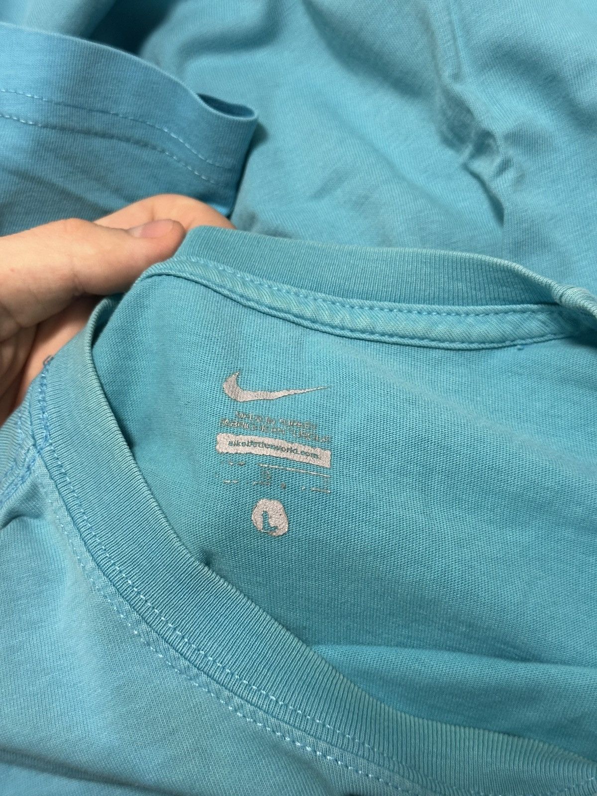 Nike Vintage Nike T-shirt Simple Fit Swoosh Size US L / EU 52-54 / 3 - 11 Thumbnail