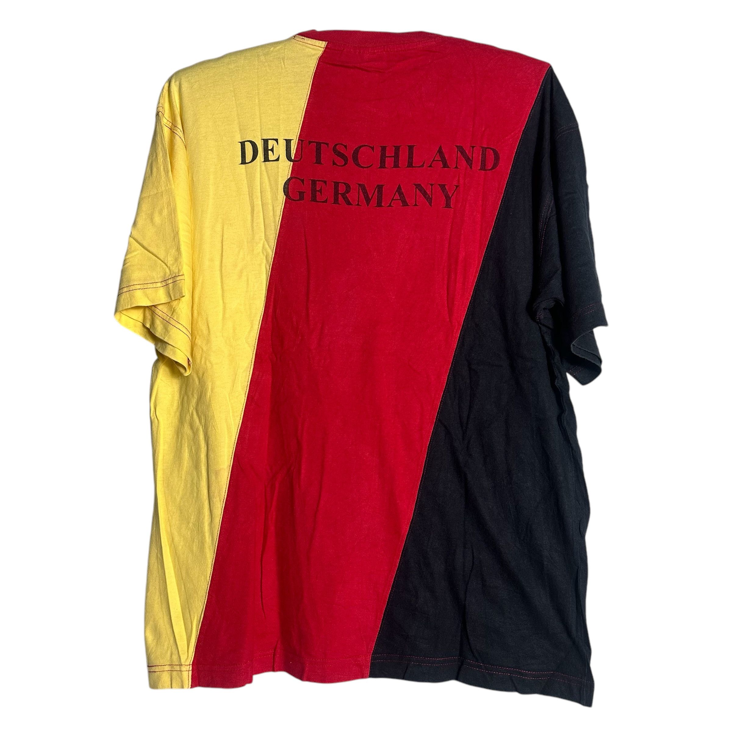 Vintage 🔥RARE🔥Vintage 90s Deutschland Germany Flag T-shirt Size US L / EU 52-54 / 3 - 3 Thumbnail