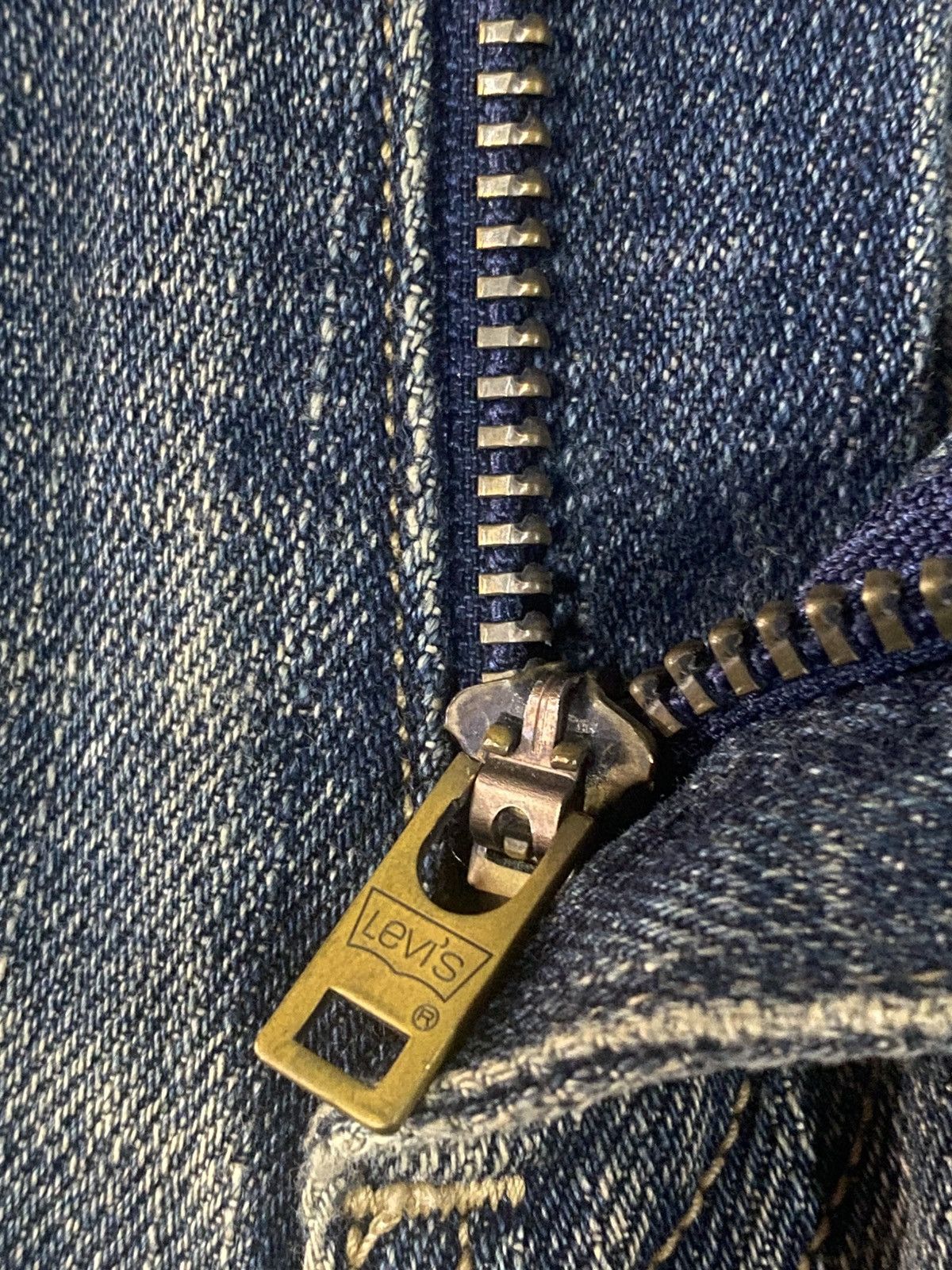 Levi's Rare Levi’s 553 Fade Denim mud wash distressed selvedge Size US 33 - 10 Thumbnail