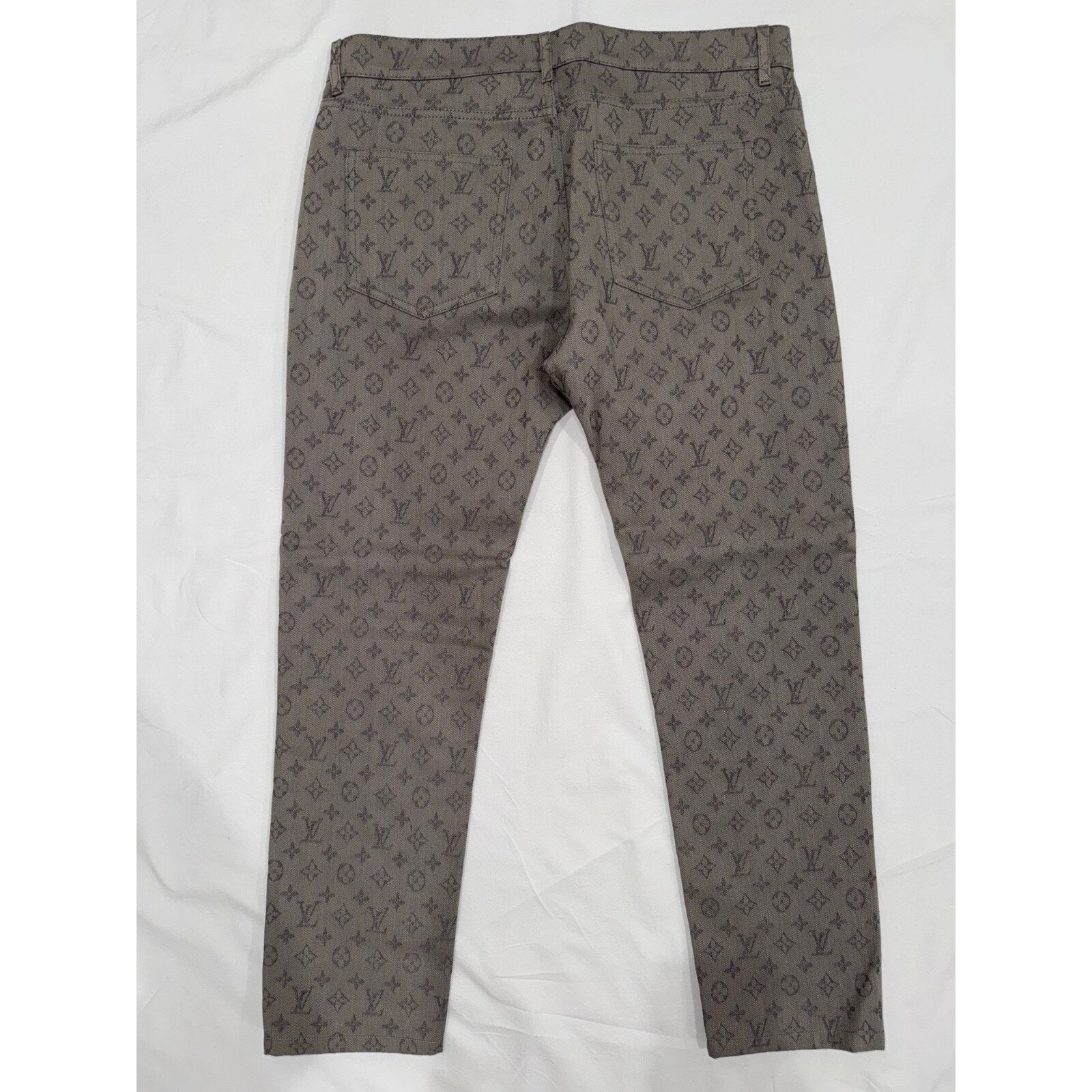 Louis Vuitton Louis Vuitton DL0 Monogram Slim Jeans All Over Logo Grey Size US 34 / EU 50 - 9 Thumbnail