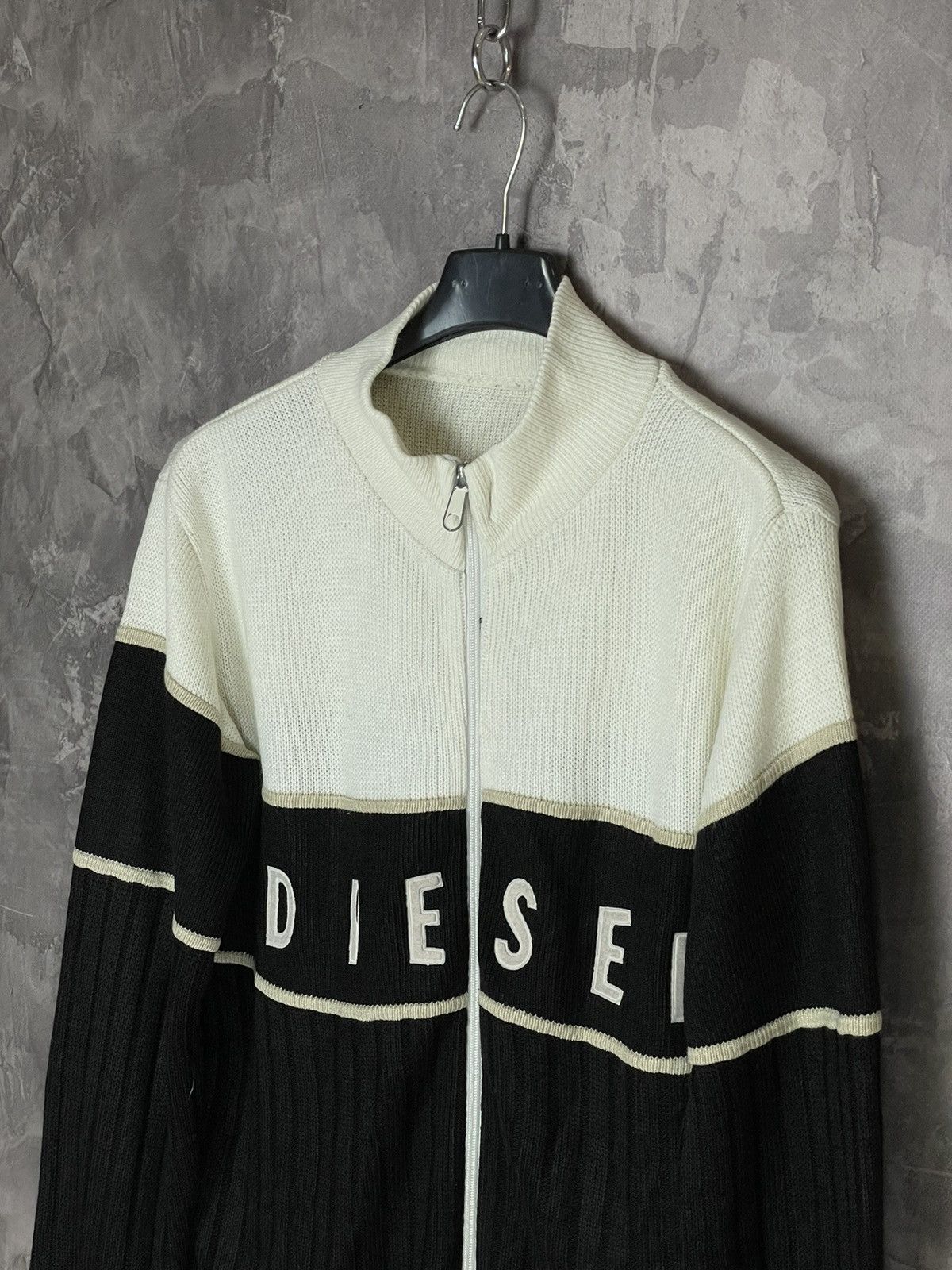 Diesel × If Six Was Nine × Japanese Brand Vintage Diesel Big Center Logo Y2K Avant Garde Boxy Sweater Size US S / EU 44-46 / 1 - 7 Thumbnail