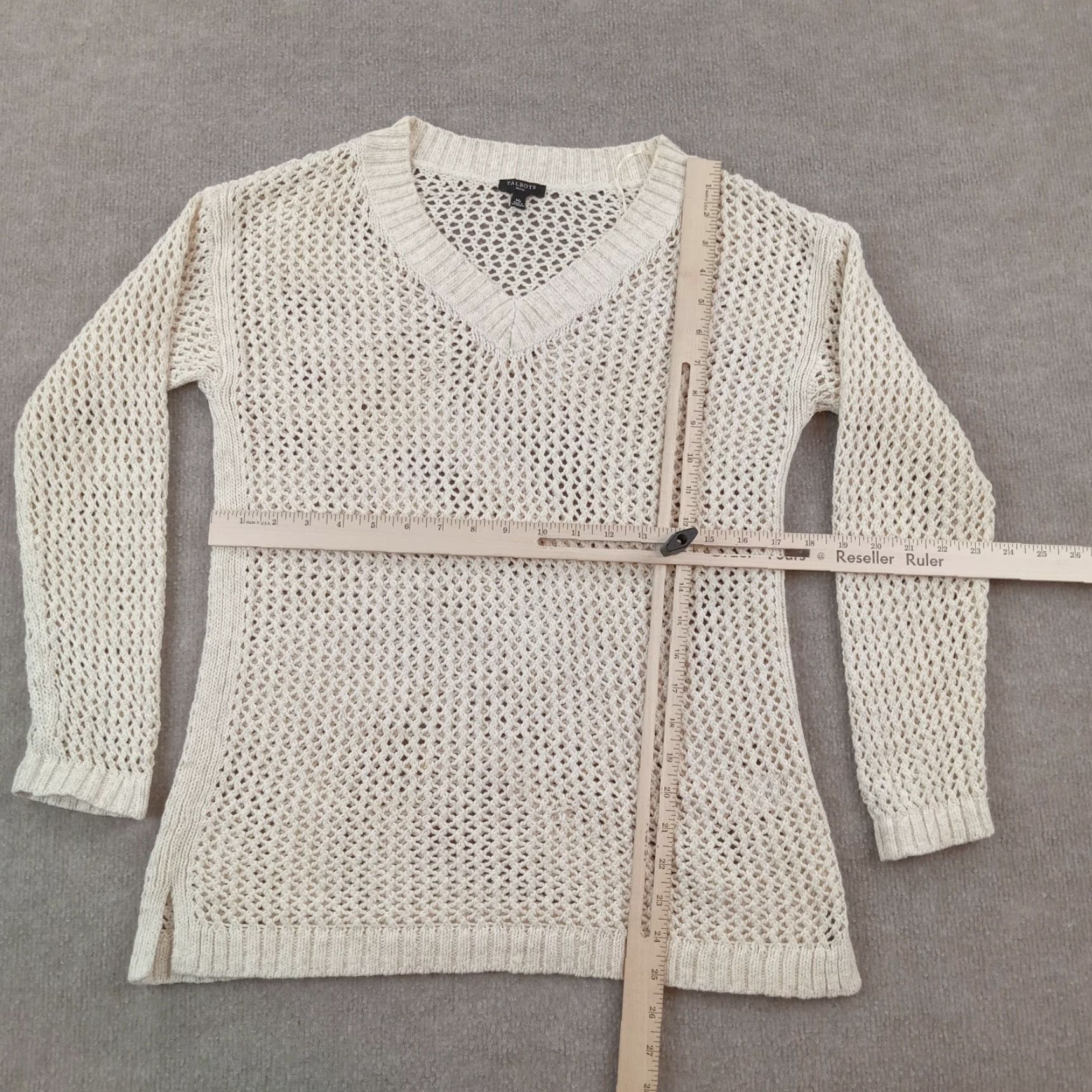 Talbots Talbots Beige V-Neck Sweater Womens Medium Petite Long Sleeve Cotton Open Knit Casual Pullover Size M / US 6-8 / IT 42-44 - 2 Thumbnail