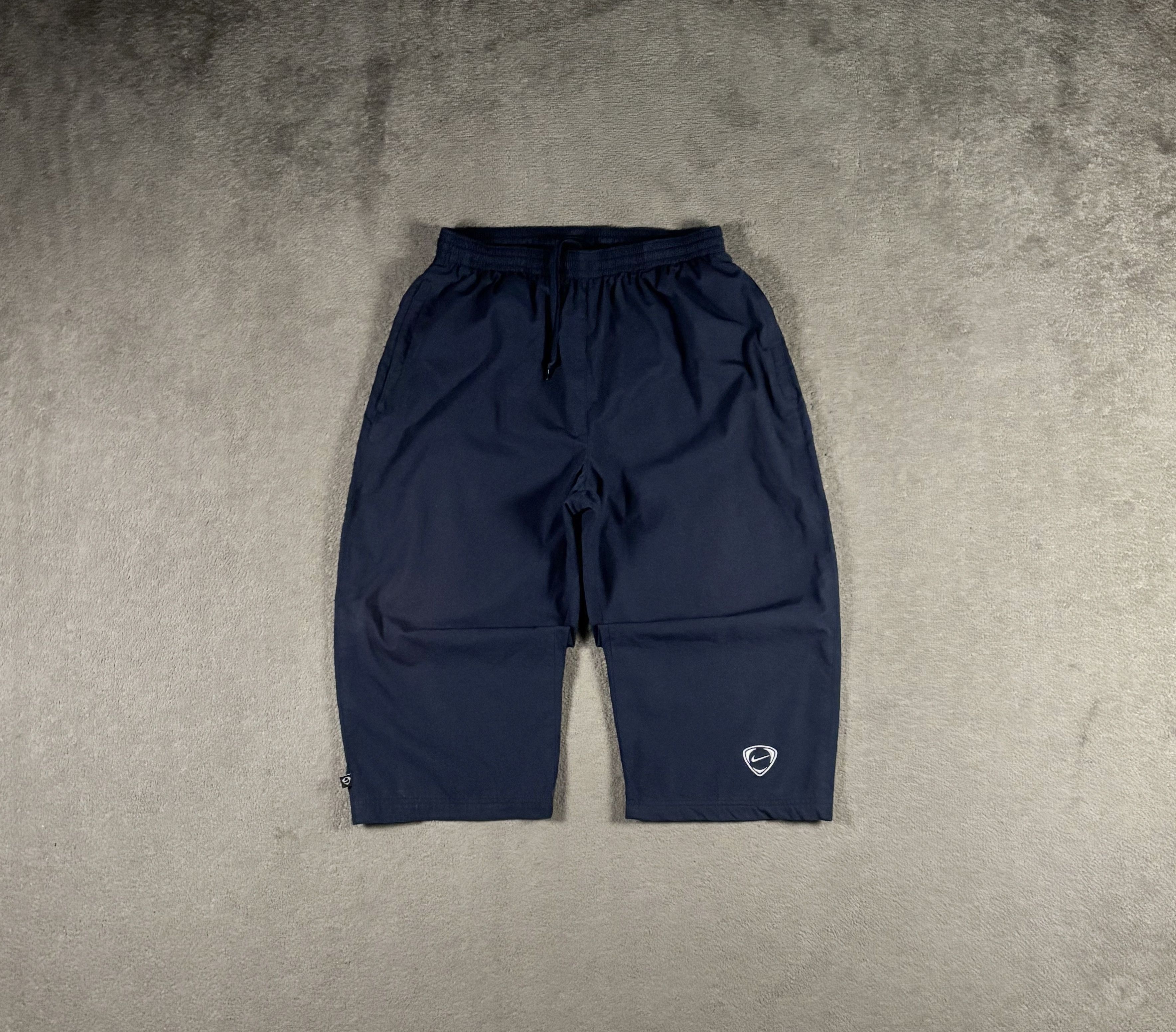 Nike Nike XL Navy Blue Vintage Logo Long Adjustable Shorts Size US 34 / EU 50 - 1 Thumbnail