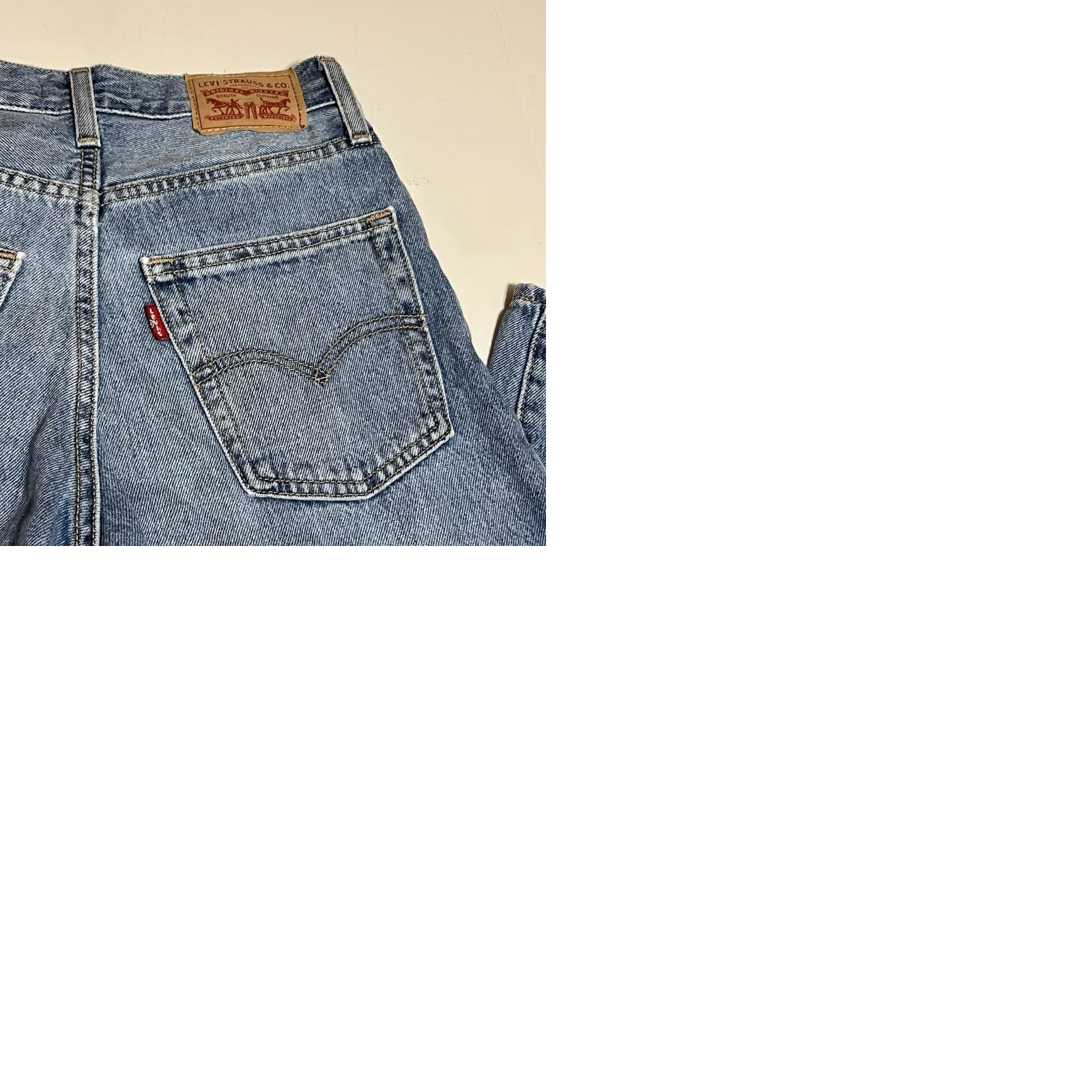 Levi's Levi's Jeans Women Baggy 94 27x30 Blue Denim Straight Leg Relaxed Fit 5-Pocket Zipper Button Vintage? No Size 27" / US 4 / IT 40 - 9 Thumbnail
