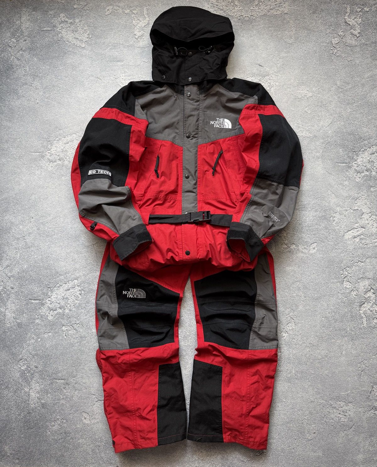 The North Face RARE The North Face EG Tech Overalls Size US 36 / EU 52 - 1 Thumbnail