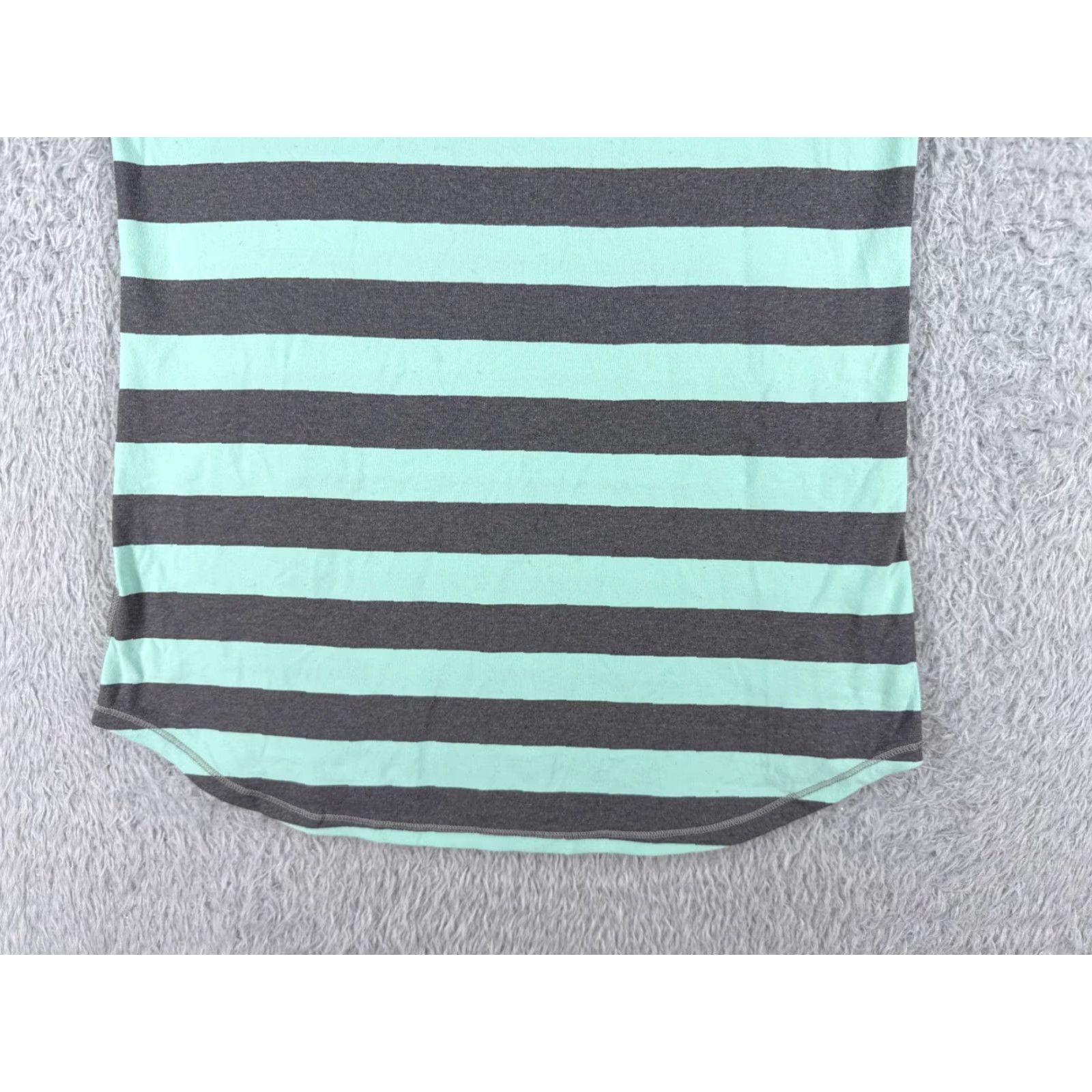 Lululemon Lululemon Shirt Women 4 Teal Gray Stripe Refresh Racer Tank Luon Light W1I09S Size S / US 4 / IT 40 - 5 Thumbnail