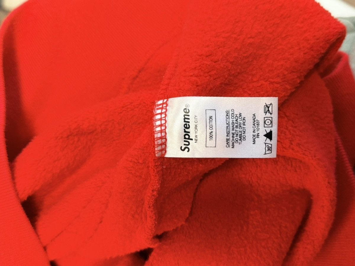 Supreme Supreme small box logo Crewneck Size US L / EU 52-54 / 3 - 6 Thumbnail