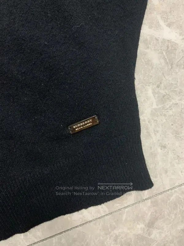 Burberry Burberry Black Wool Crew Neck Women's Knit Sweater. Size M / US 6-8 / IT 42-44 - 7 Thumbnail