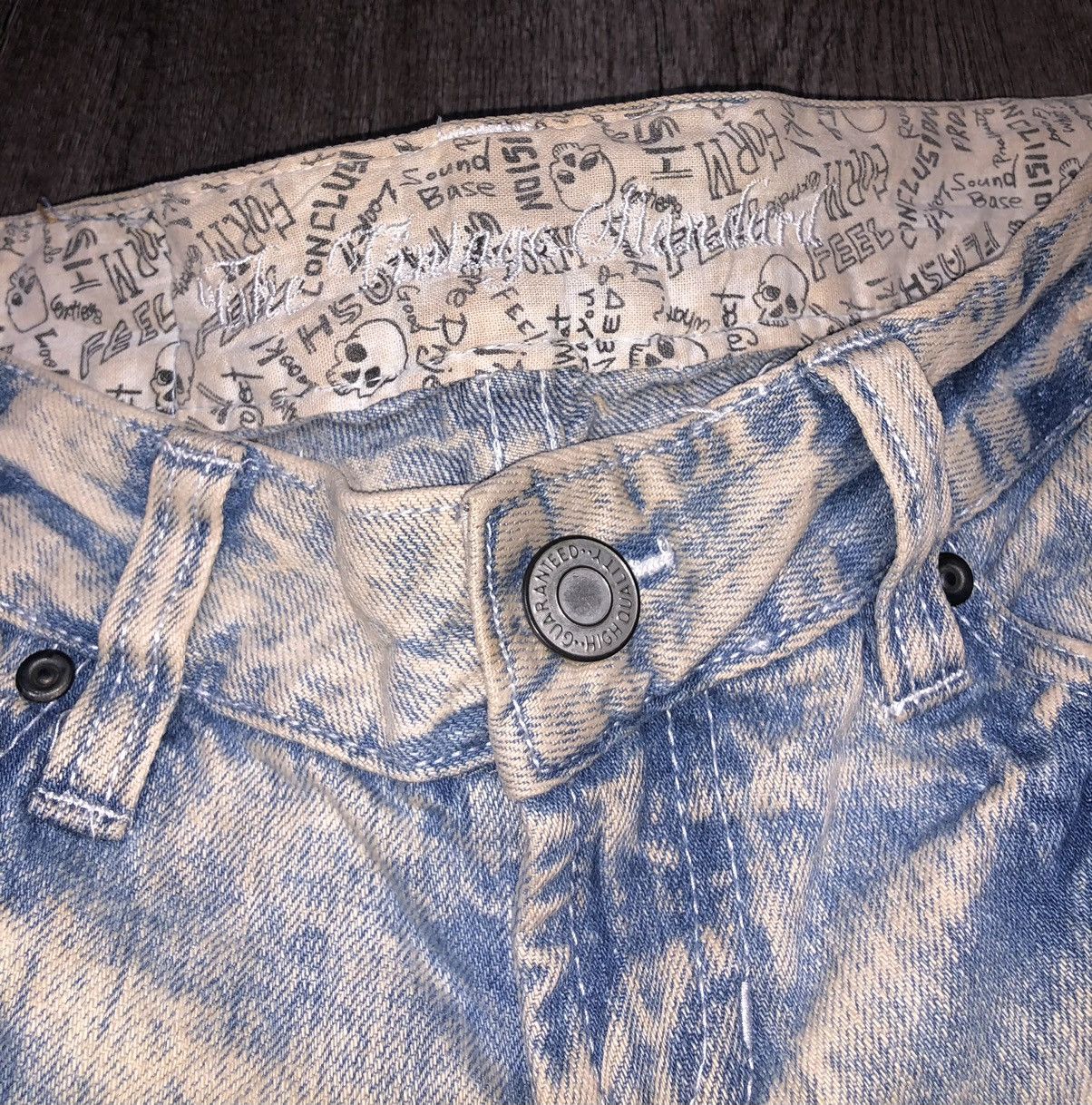 Vintage Witty Pitty Distressed Jeans Acid Wash Blue (unisex)
