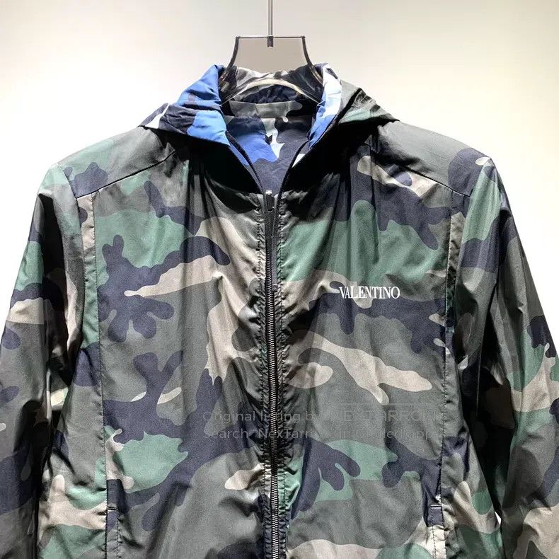 Valentino Valentino Wear a camouflage jacket on both sides Size M / US 6-8 / IT 42-44 - 3 Thumbnail