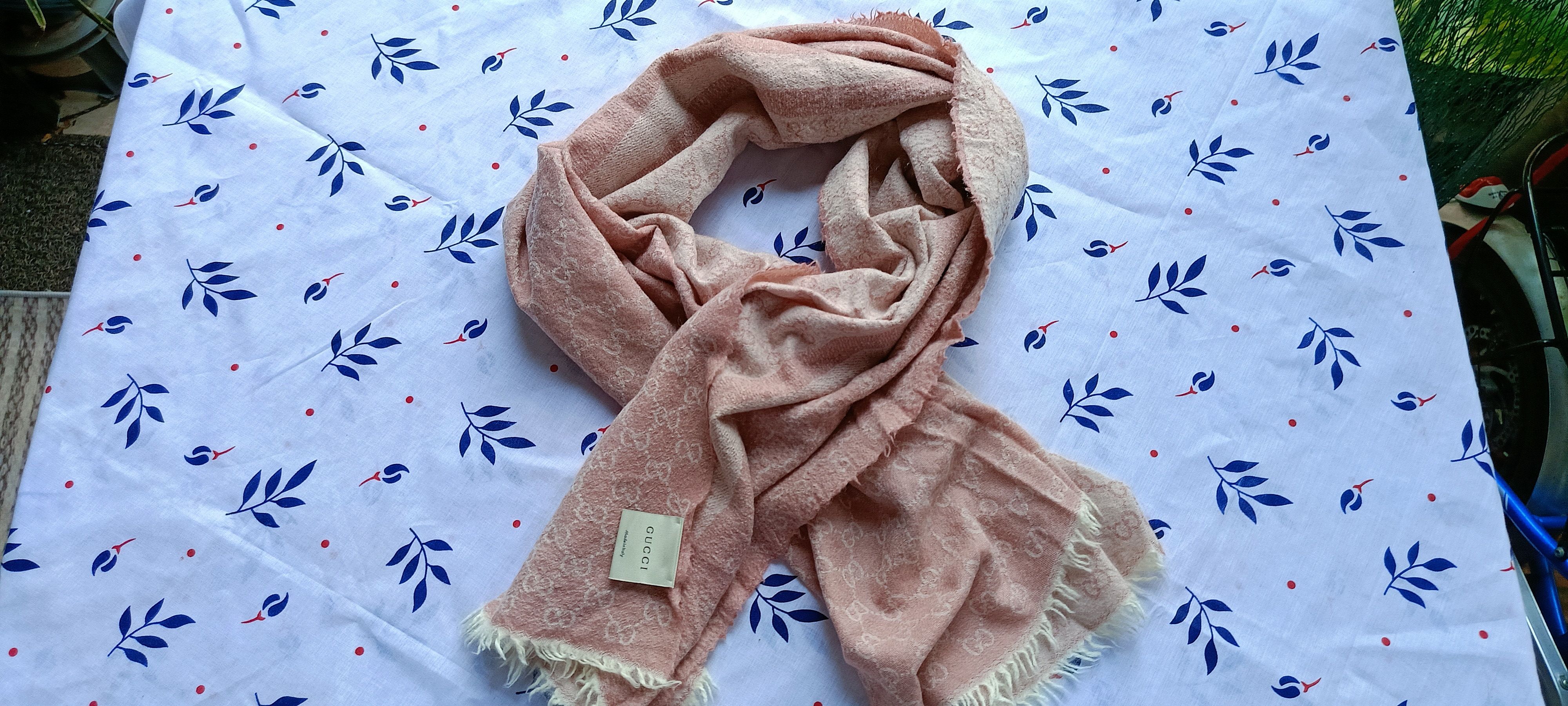 Gucci Gucci Monogram Scarf Size ONE SIZE - 1 Thumbnail