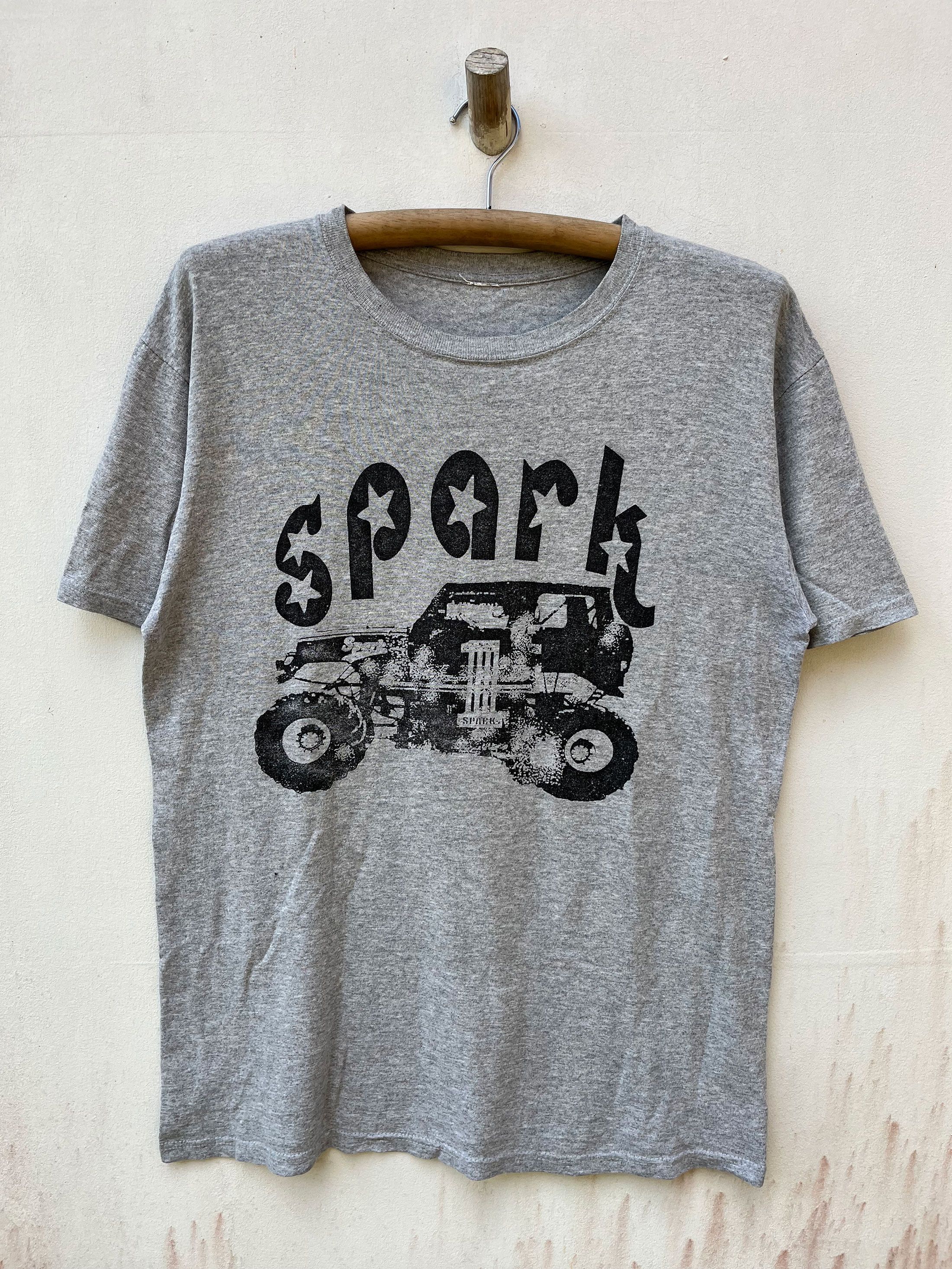 VIntage 2000s y2k Spark Skateboarding