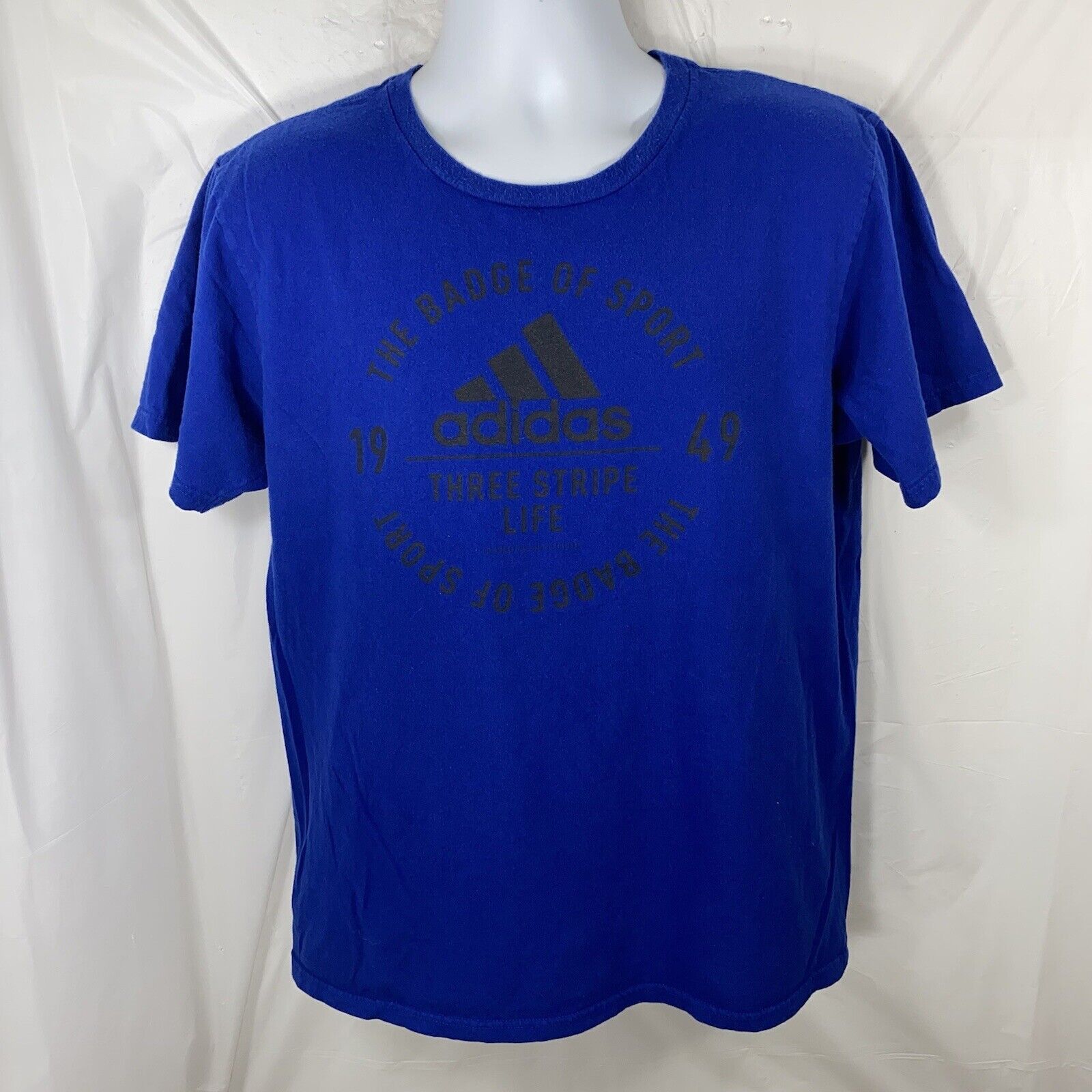 Adidas Adidas Large Badge Of Sport Short Sleeve Graphic T Shirt Size US L / EU 52-54 / 3 - 1 Thumbnail