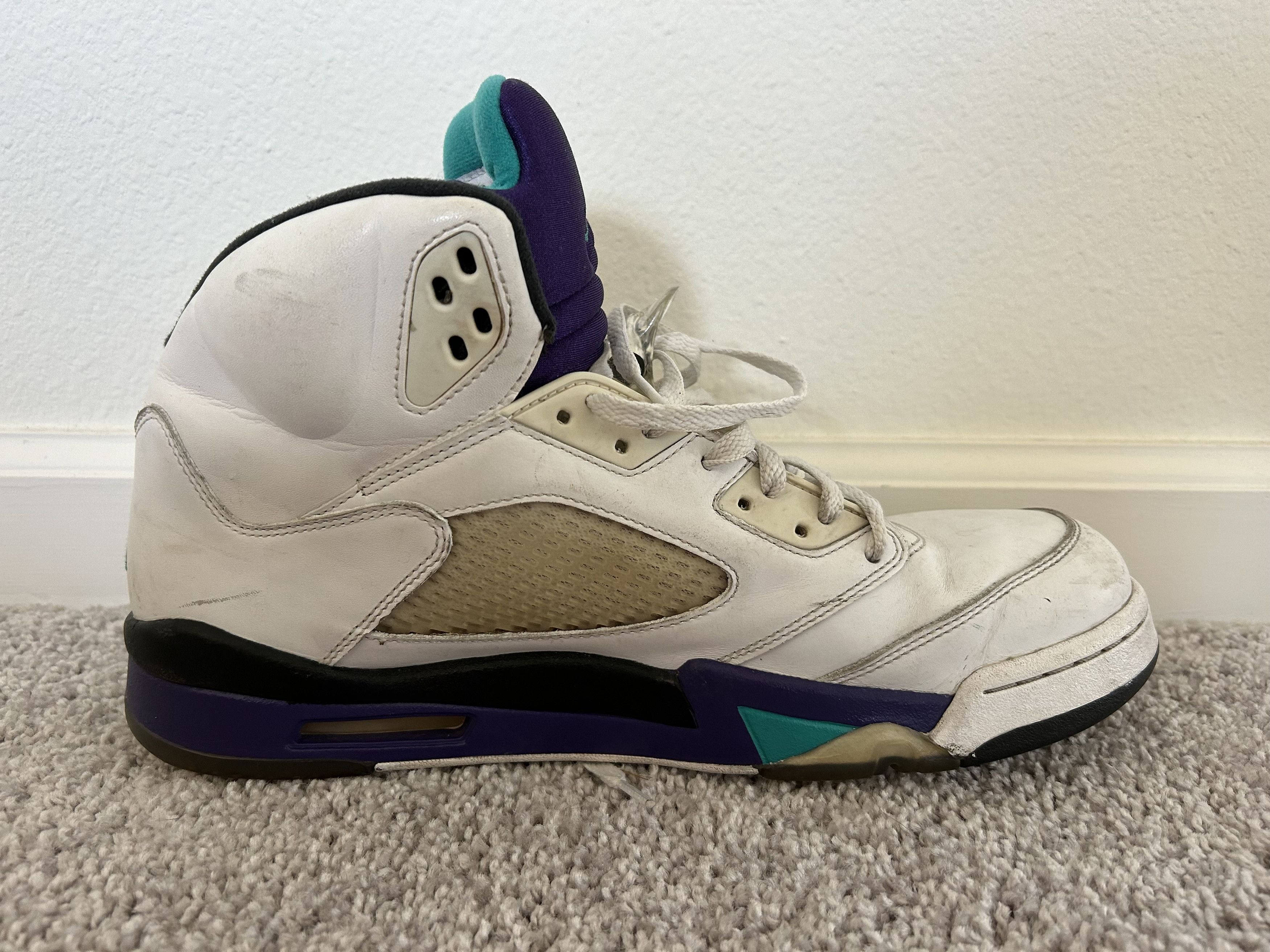 Jordan Brand Air Jordan 5 Retro “Grape” 2013 Size US 13 / EU 46 - 11 Thumbnail