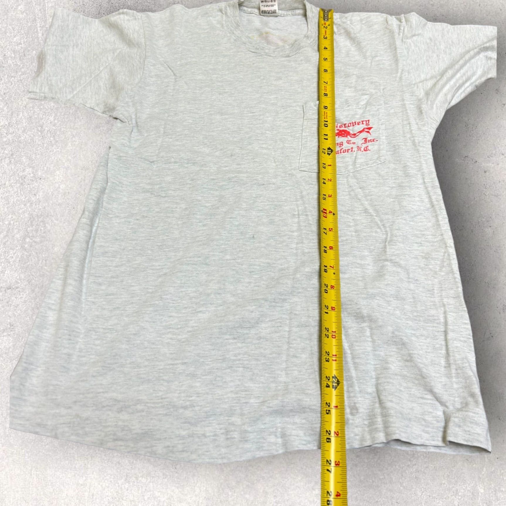 Fruit Of The Loom VINTAGE Scuba Diving Club Single Stitch T Shirt Gray Small Mens S Cotton Graphic Tee 1990s Size US S / EU 44-46 / 1 - 6 Thumbnail