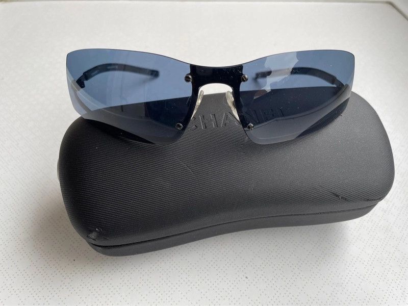Chanel CHANEL SUNGLASSES 4066 LOGO Black Wrap Metal Vintage Iconic Size ONE SIZE - 2 Thumbnail