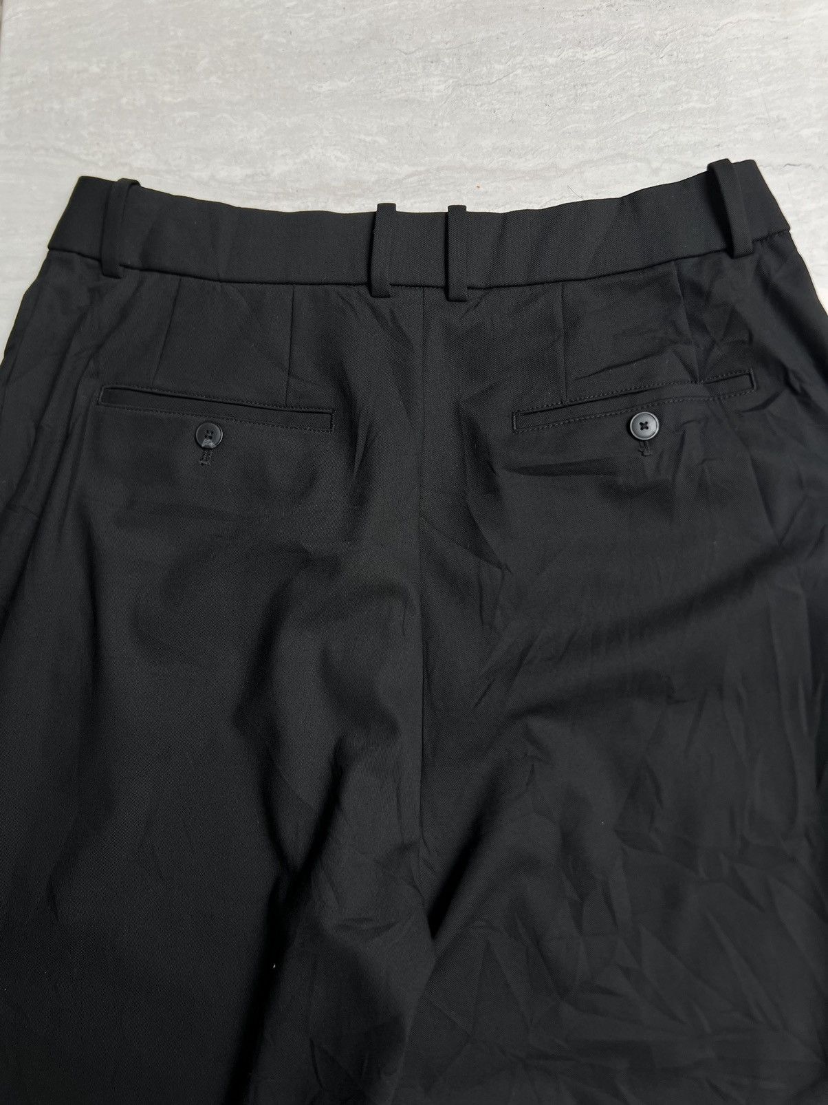 Uniqlo Uniqlo Black Long Pants Size US 31 - 6 Thumbnail