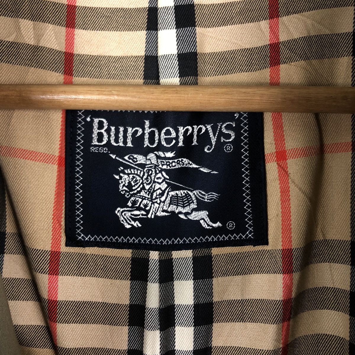 Burberry 🔥90’s VINTAGE TRENCH COAT BURBERRY NOVA CHECK LINING Size US M / EU 48-50 / 2 - 12 Thumbnail