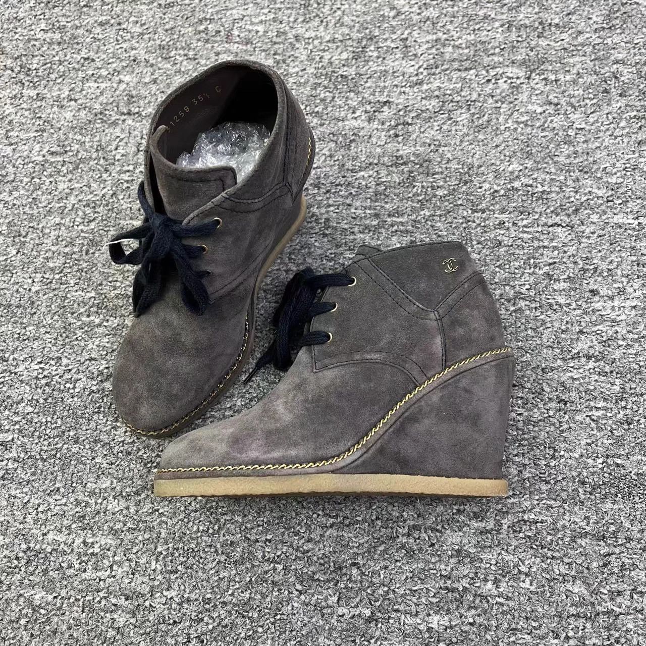 Chanel Chanel CC Logo Suede Wedge Sandals K12 Size US 5.5 / IT 35.5 - 1 Thumbnail
