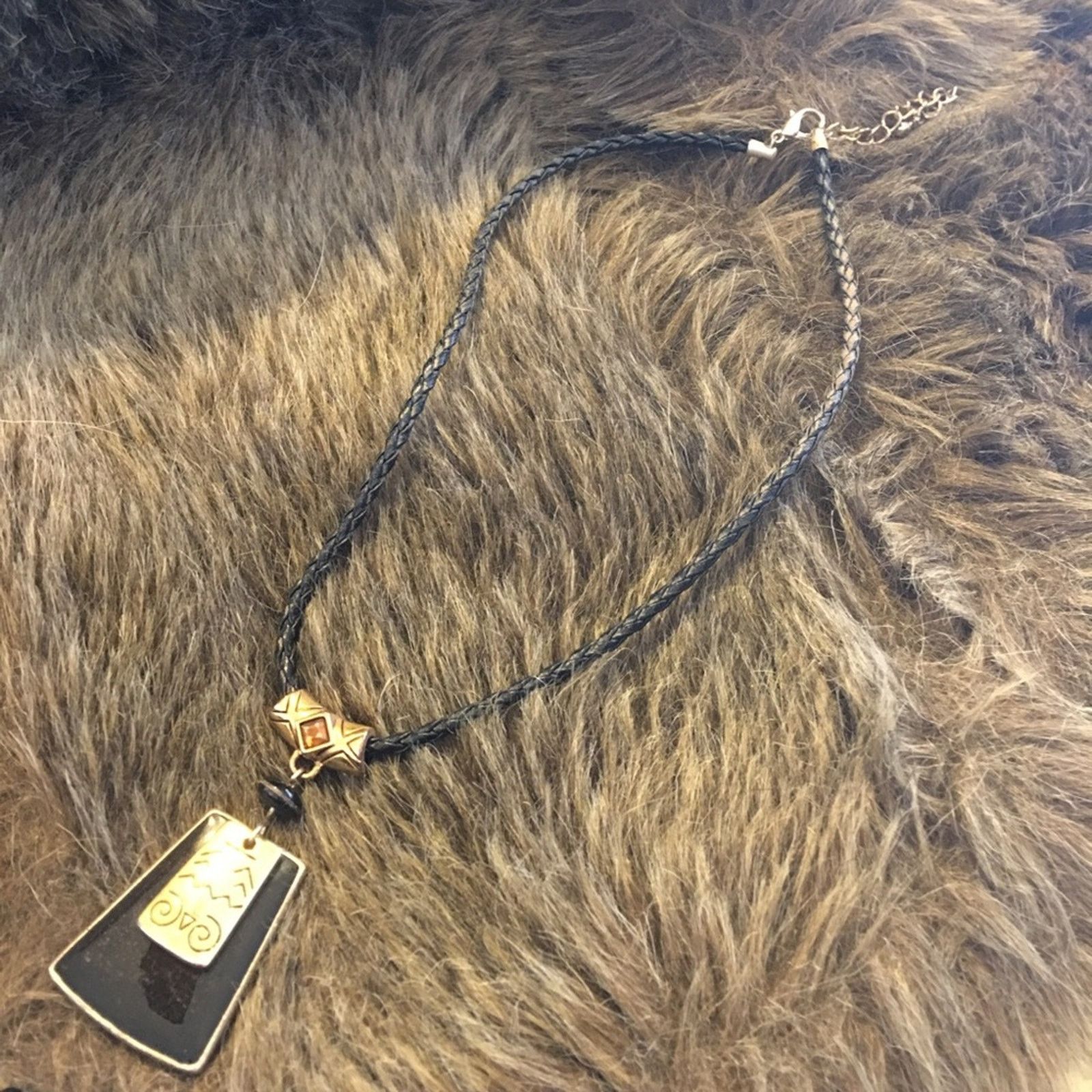 Kenneth Cole Vintage Kenneth Cole glass medallion necklace Size ONE SIZE - 7 Thumbnail