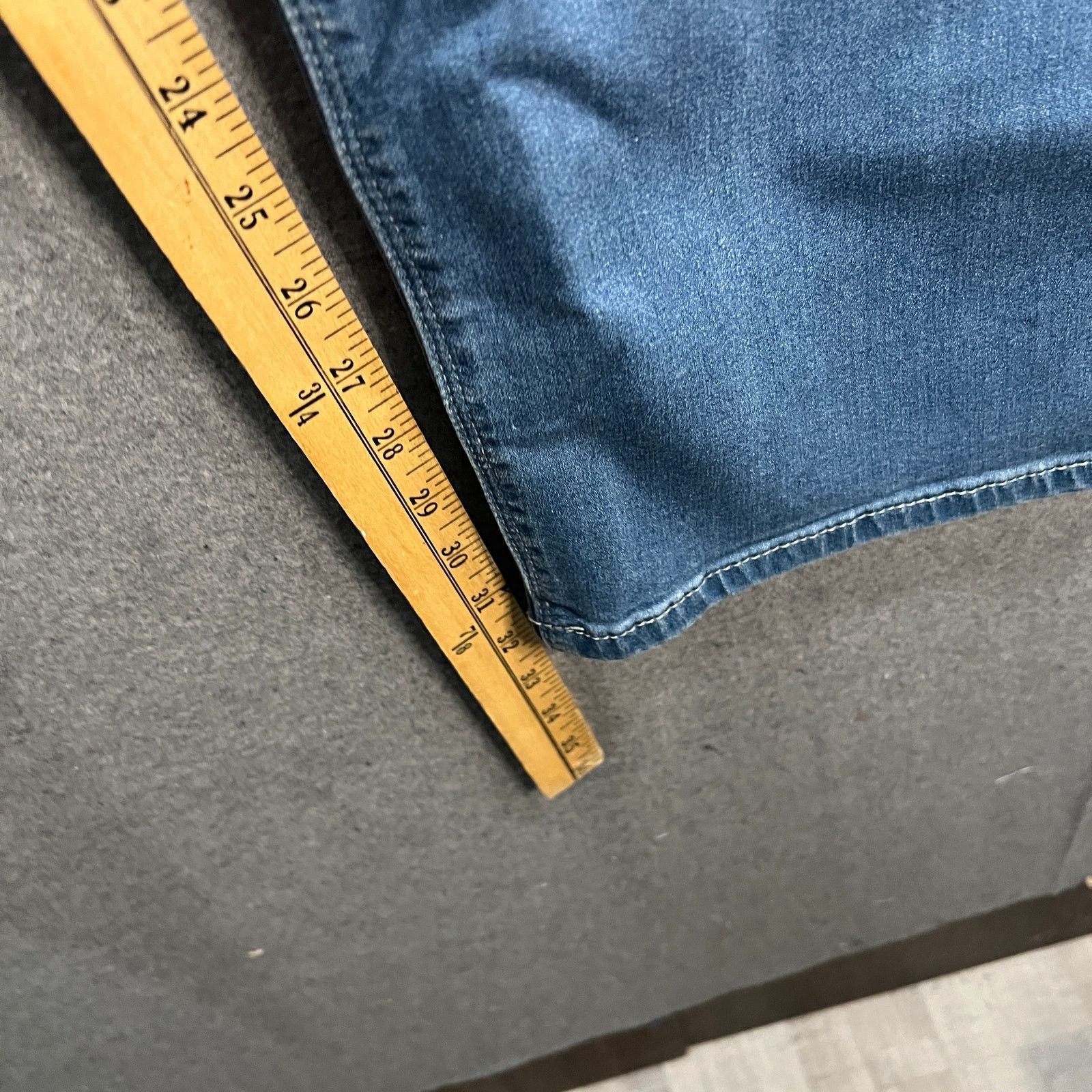 Other Laurie Felt Silky Denim The Easy Skinny Jeans - Indigo Light Size 42" / US 20 - 14 Thumbnail