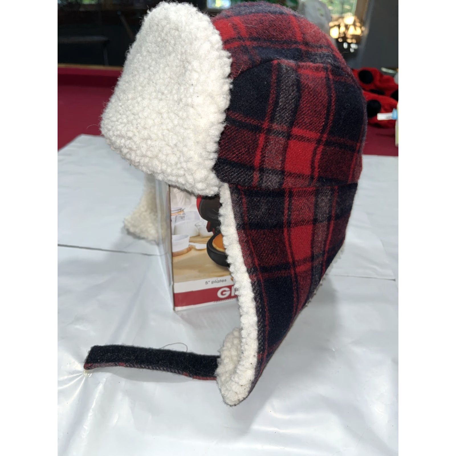 Old Navy VINTAGE Old Navy Trapper Hat Wool Plaid Fleece Lined Ear Flap Snap L XL Unisex Adults Red Gray Wool Blend Winter Holiday Christmas 90s USA Size US XL / EU 56 / 4 - 6 Thumbnail