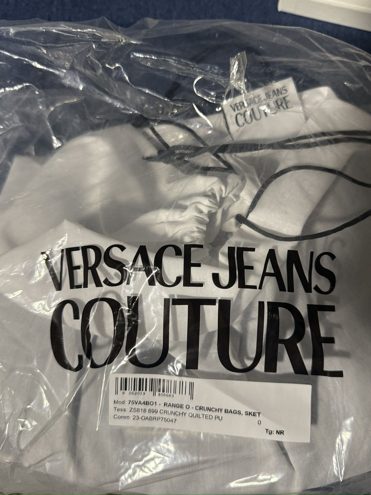 Versace Jeans Couture Versace Jeans Couture logo-plaque quilted shoulder bag Size ONE SIZE - 7 Thumbnail