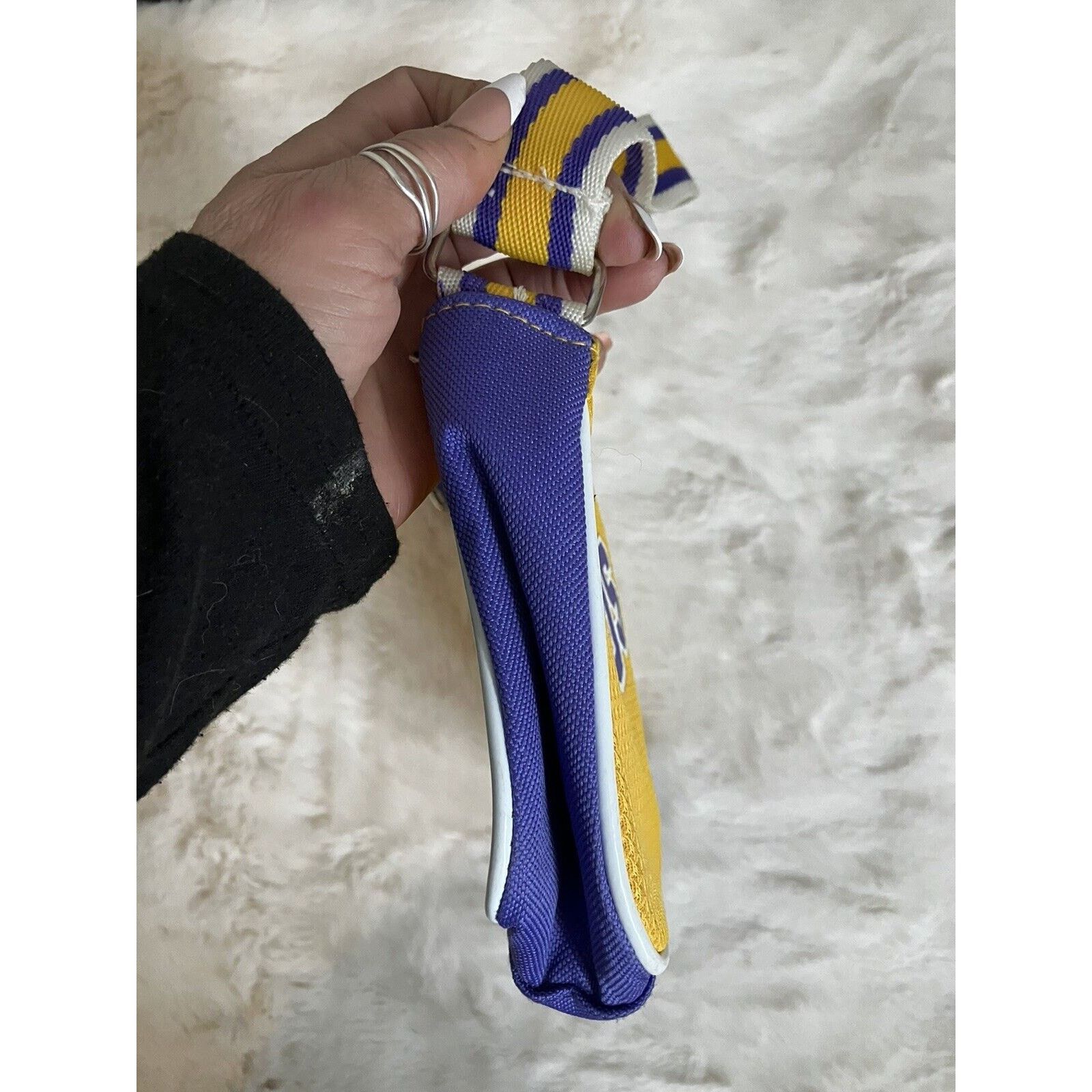 NBA Los Angeles Lakers Purse Casual game basketball LA y2k Size ONE SIZE - 8 Thumbnail