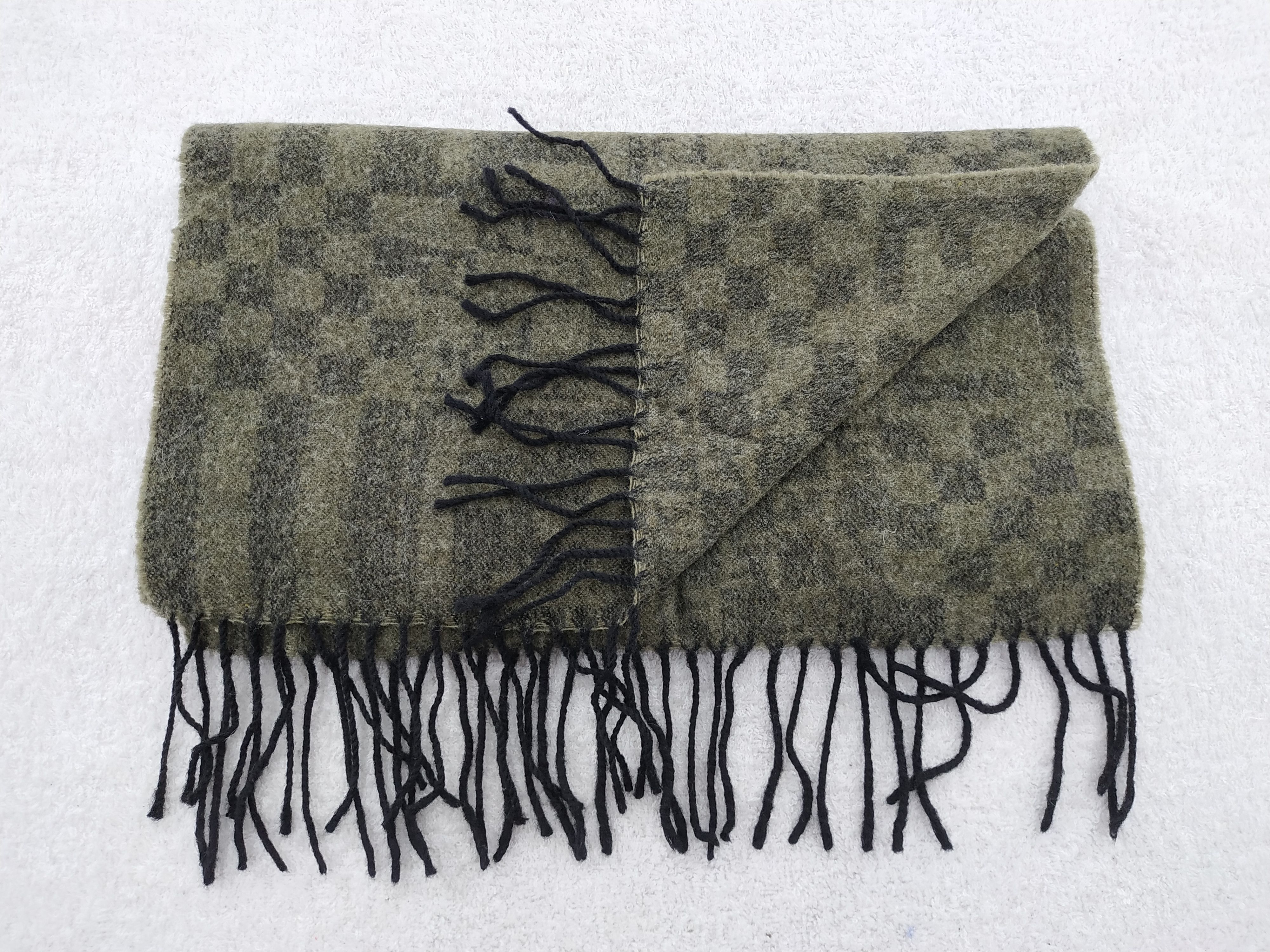 Fendi Vintage Fendi Scarf/Muffler/Neckwear MF225 Size ONE SIZE - 4 Thumbnail