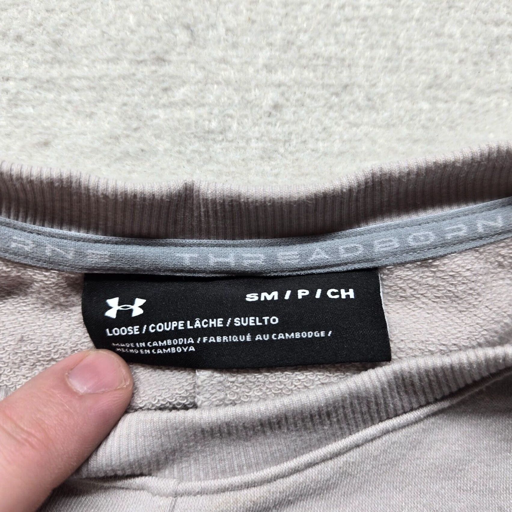 Under Armour Under Armour Sweatshirt Gray Pullover Women's S Small Size Pullover Sweatshirt, Activewear, Polyester, Long Sleeve, Casual, 90s? Size S / US 4 / IT 40 - 4 Thumbnail