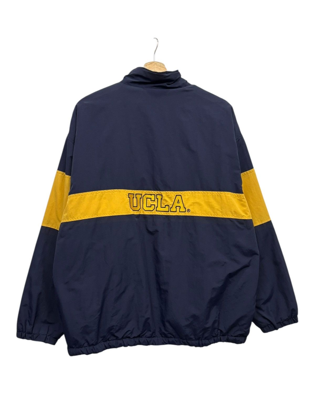 Japanese Brand 🔥VINTAGE UCLA REVERSIBLE NYLON FLEECE JACKET Size US L / EU 52-54 / 3 - 7 Thumbnail