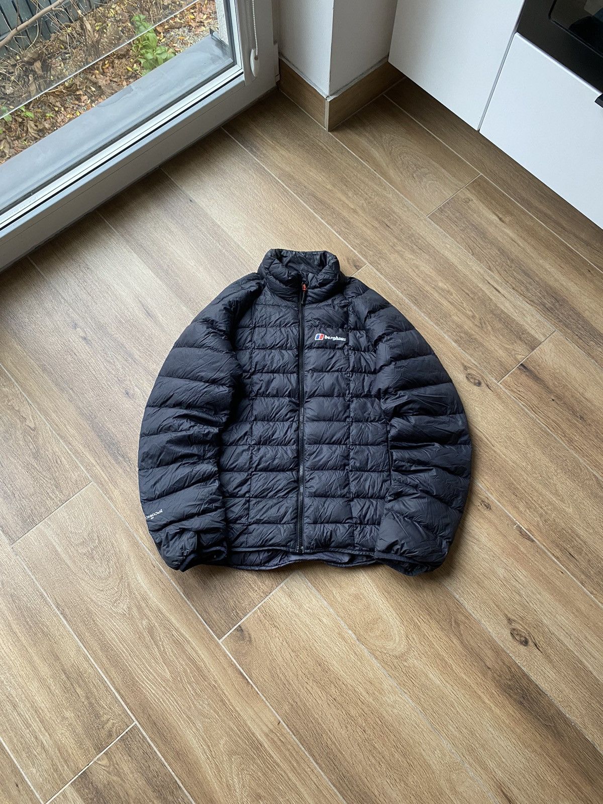 Berghaus Berghaus Vintage Puffer Jacket Hydrodown 600 Japanese Y2K Size US M / EU 48-50 / 2 - 1 Thumbnail