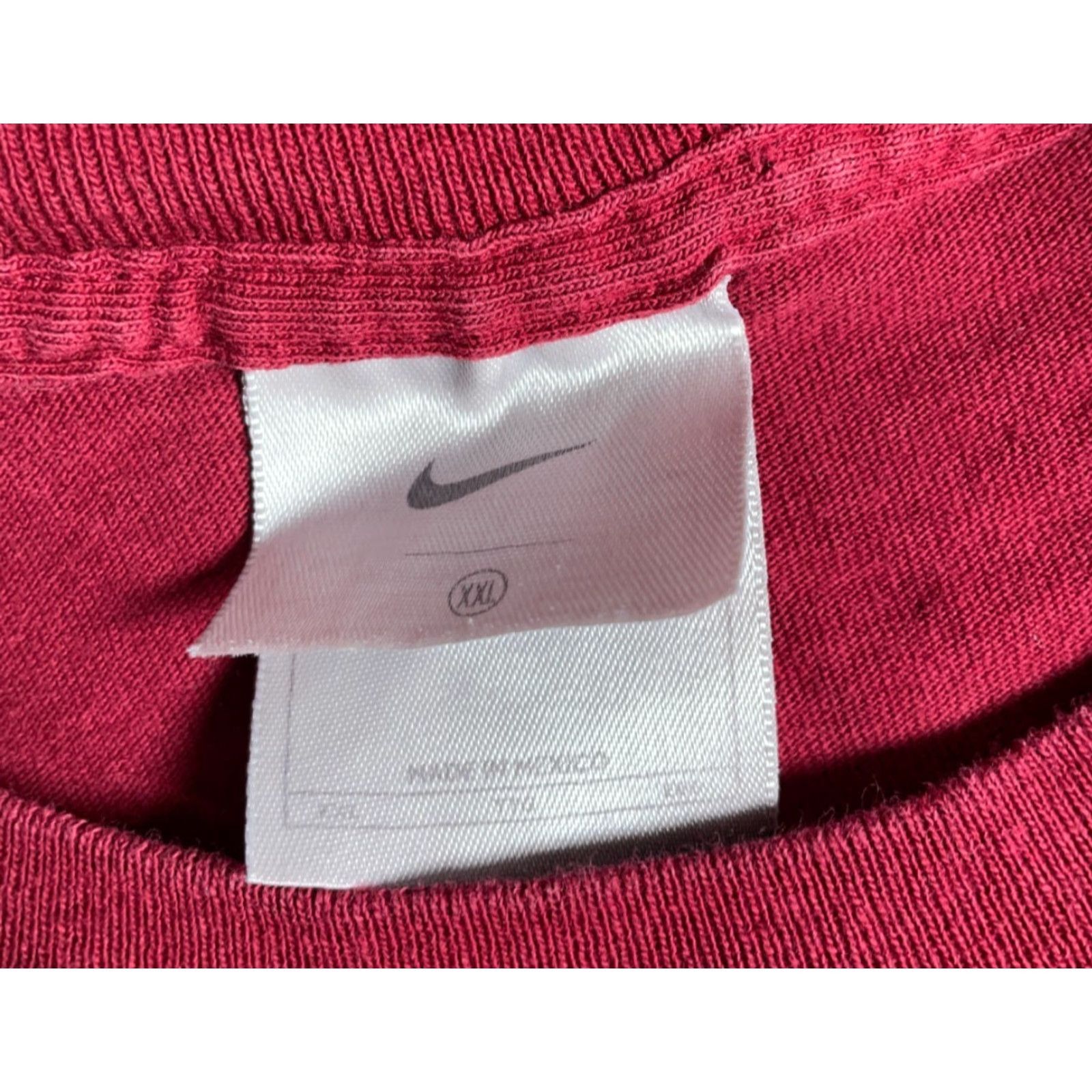 Nike VINTAGE Nike Long Sleeve T-Shirt Mens 2XL Red Dragon Double Sided Print Gray Tag Shirt Size US XXL / EU 58 / 5 - 3 Thumbnail