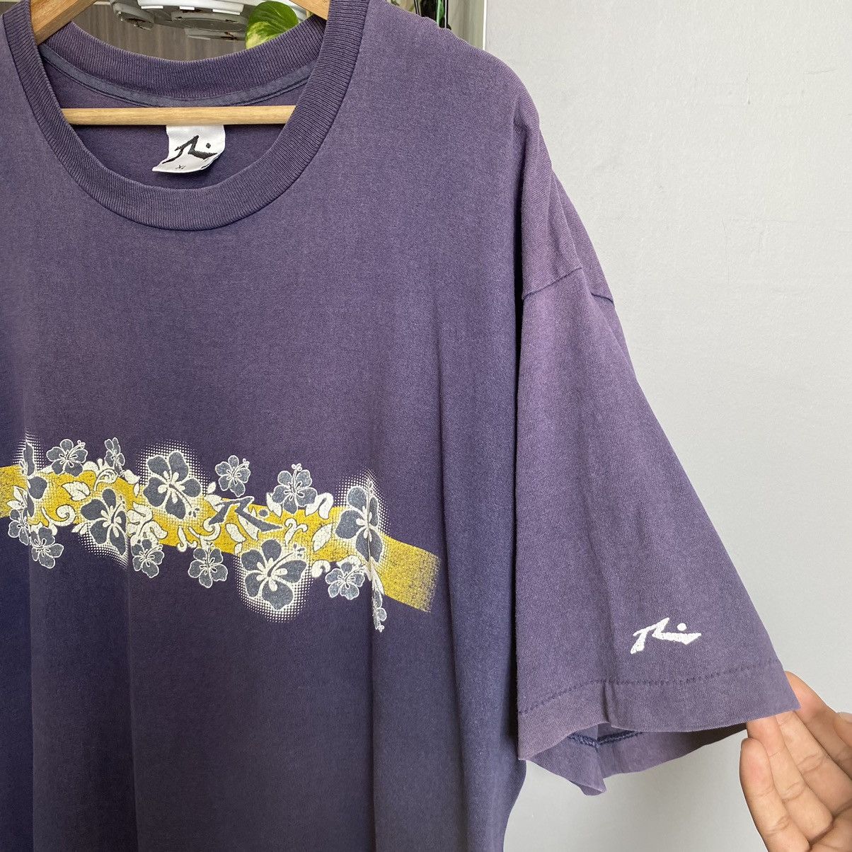 Rusty Thrashed Faded Vintage 90s Rusty Surfboard ERD GRUNGE TEE Size US XL / EU 56 / 4 - 3 Thumbnail