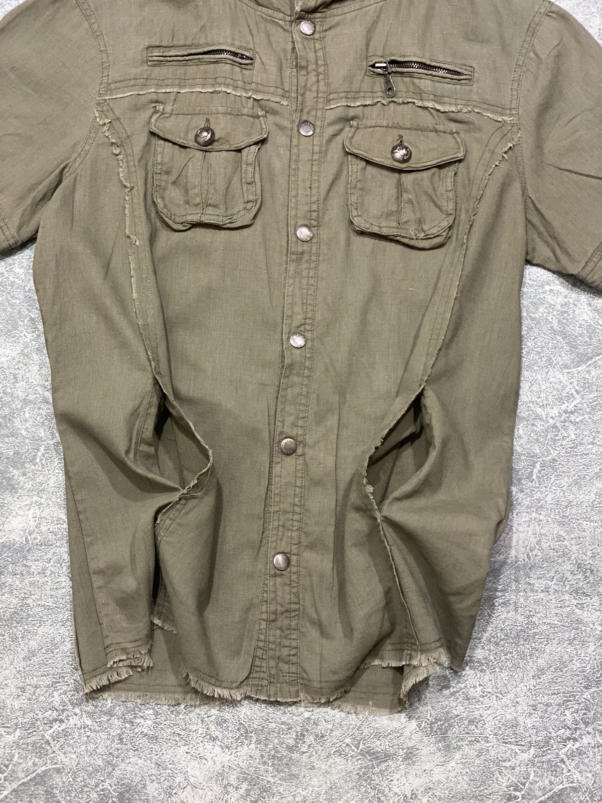 In The Attic In The Attic Vintage Bono Shirt Survives Size US M / EU 48-50 / 2 - 6 Thumbnail