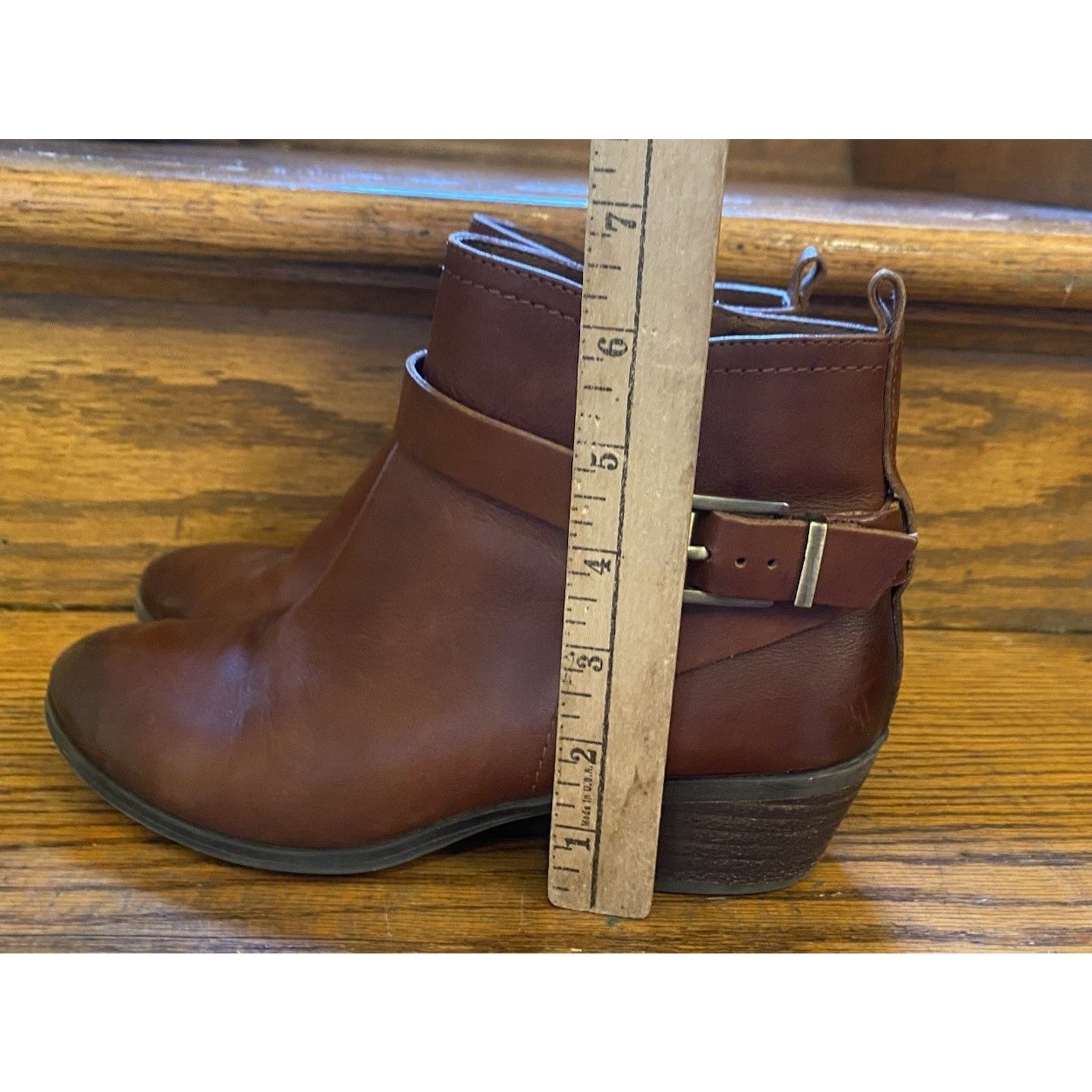 Vince Vince Cameo Leather Buckle Zip Heels Ankle Boot Womens 7, 37 Size US 7 / IT 37 - 8 Thumbnail