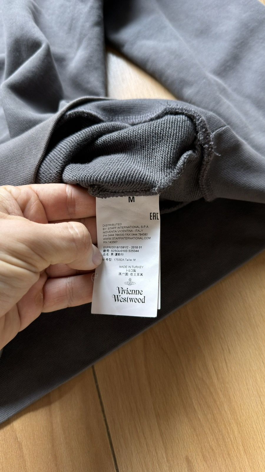 Vivienne Westwood Vivienne Westwood sweatshirt crewneck Size US L / EU 52-54 / 3 - 8 Thumbnail