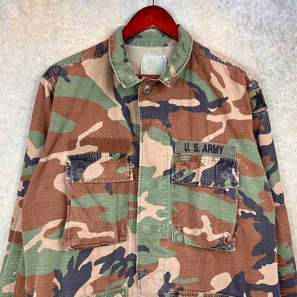 Vintage Vintage US Army Military Camo Shirt Sz M 80s Long Sleeve Size US M / EU 48-50 / 2 - 2 Thumbnail