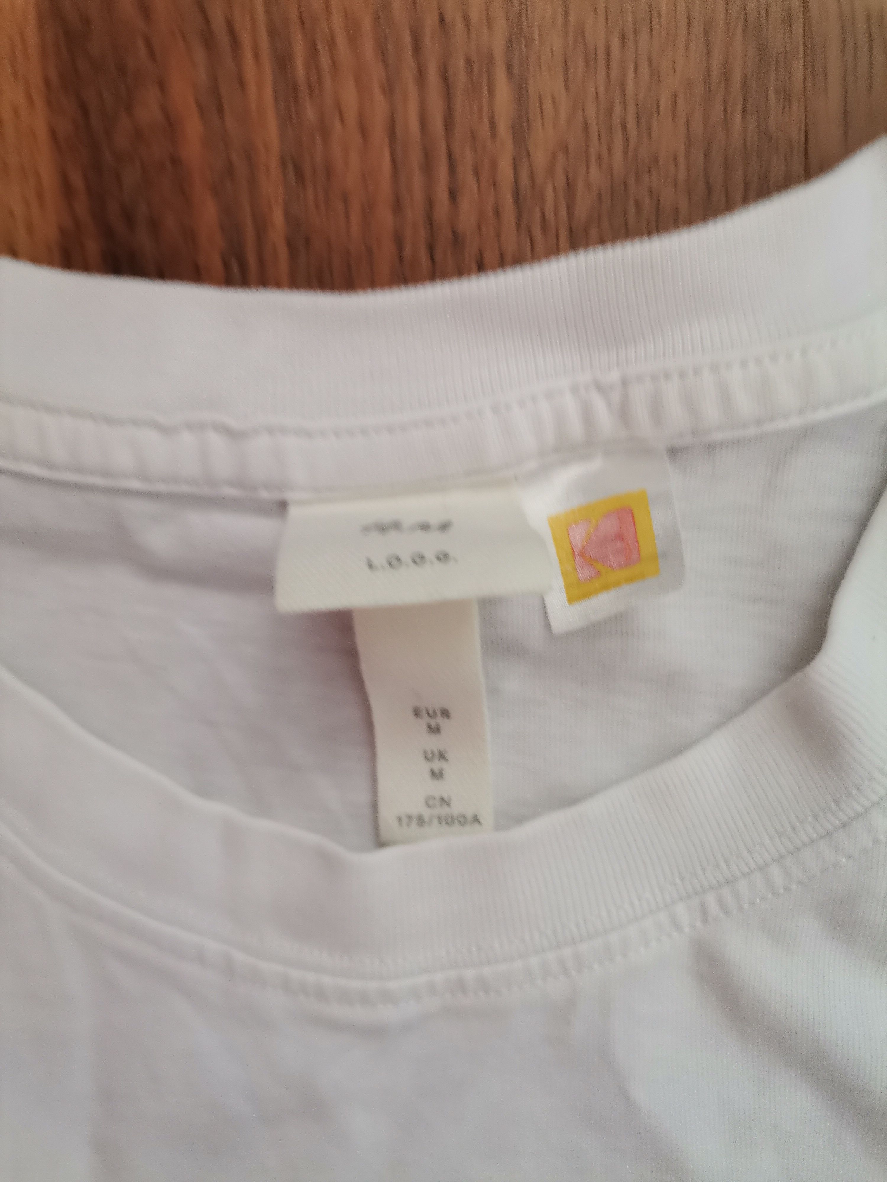 H&M × Kodak H&M x Kodak Tee Size US M / EU 48-50 / 2 - 3 Thumbnail