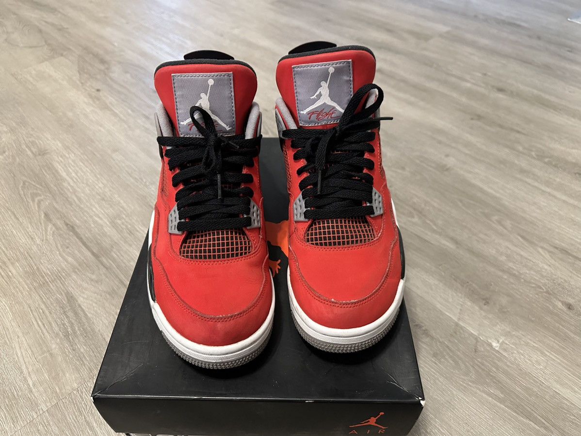 Jordan Brand Jordan 4 Retro Toro Bravo Size US 9.5 / EU 42-43 - 4 Thumbnail