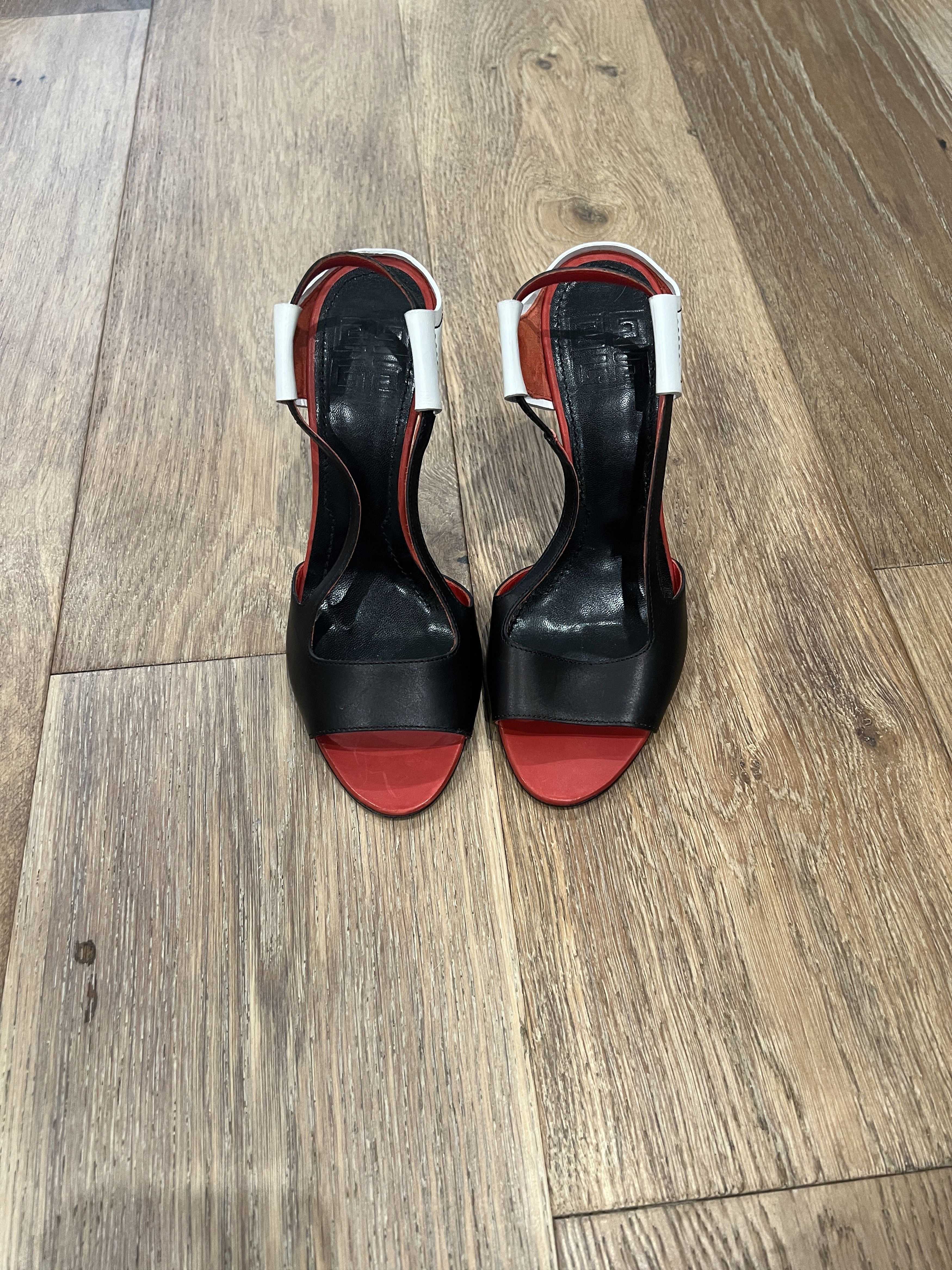 Givenchy RARE GIVENCHY ARCHIVAL HEELS Size US 8 / IT 38 - 2 Thumbnail