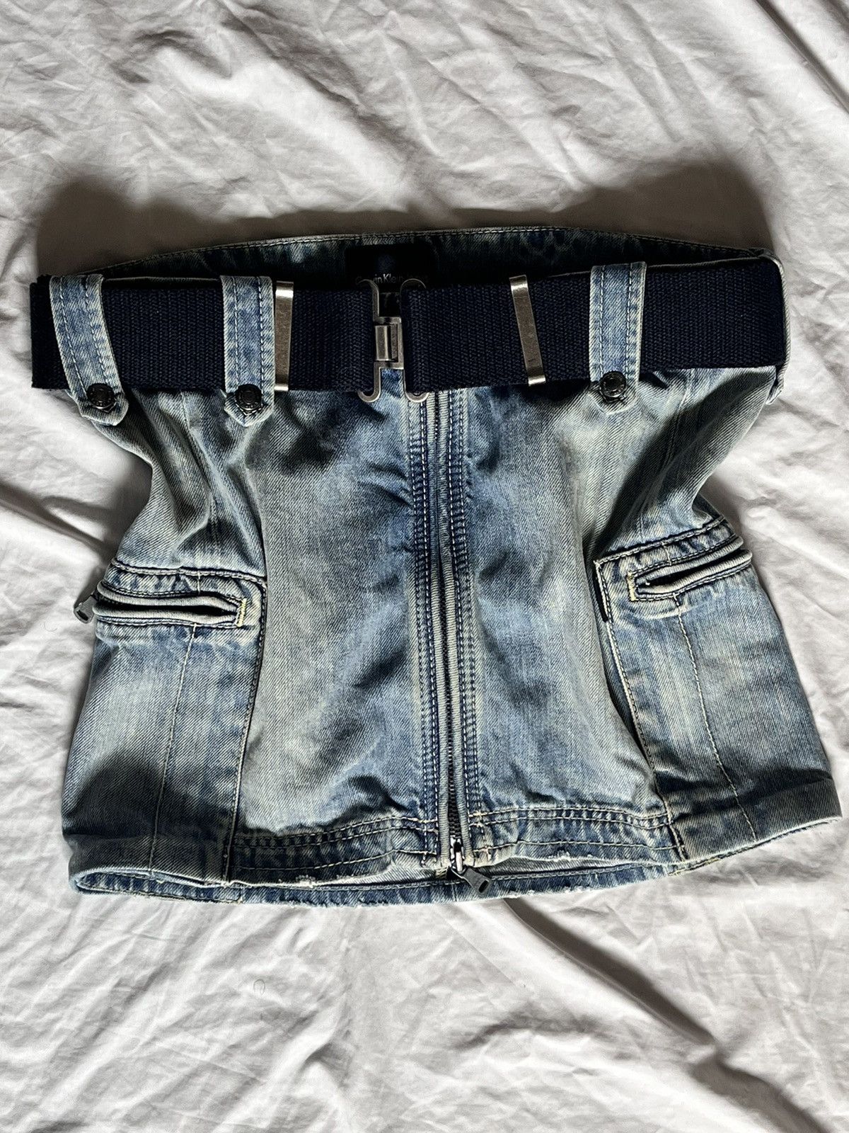 Calvin Klein Y2K CalvinKlein miniskirt!! Size 27" / US 4 / IT 40 - 1 Thumbnail