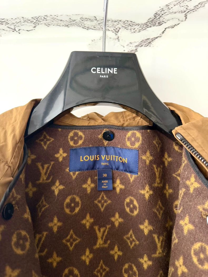 Louis Vuitton Louis Vuitton Brown Hooded Zip Cape Jacket Size XS / US 0-2 / IT 36-38 - 2 Thumbnail