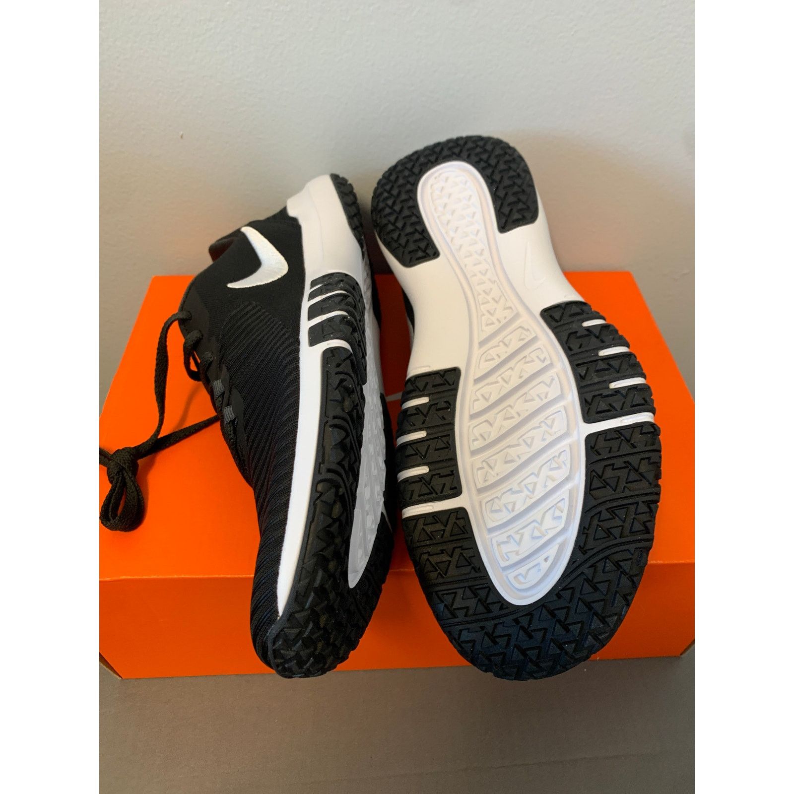 Nike Nike Flex Control TR4 Size 13 Black/White BRAND NEW Size US 13 / EU 46 - 5 Thumbnail