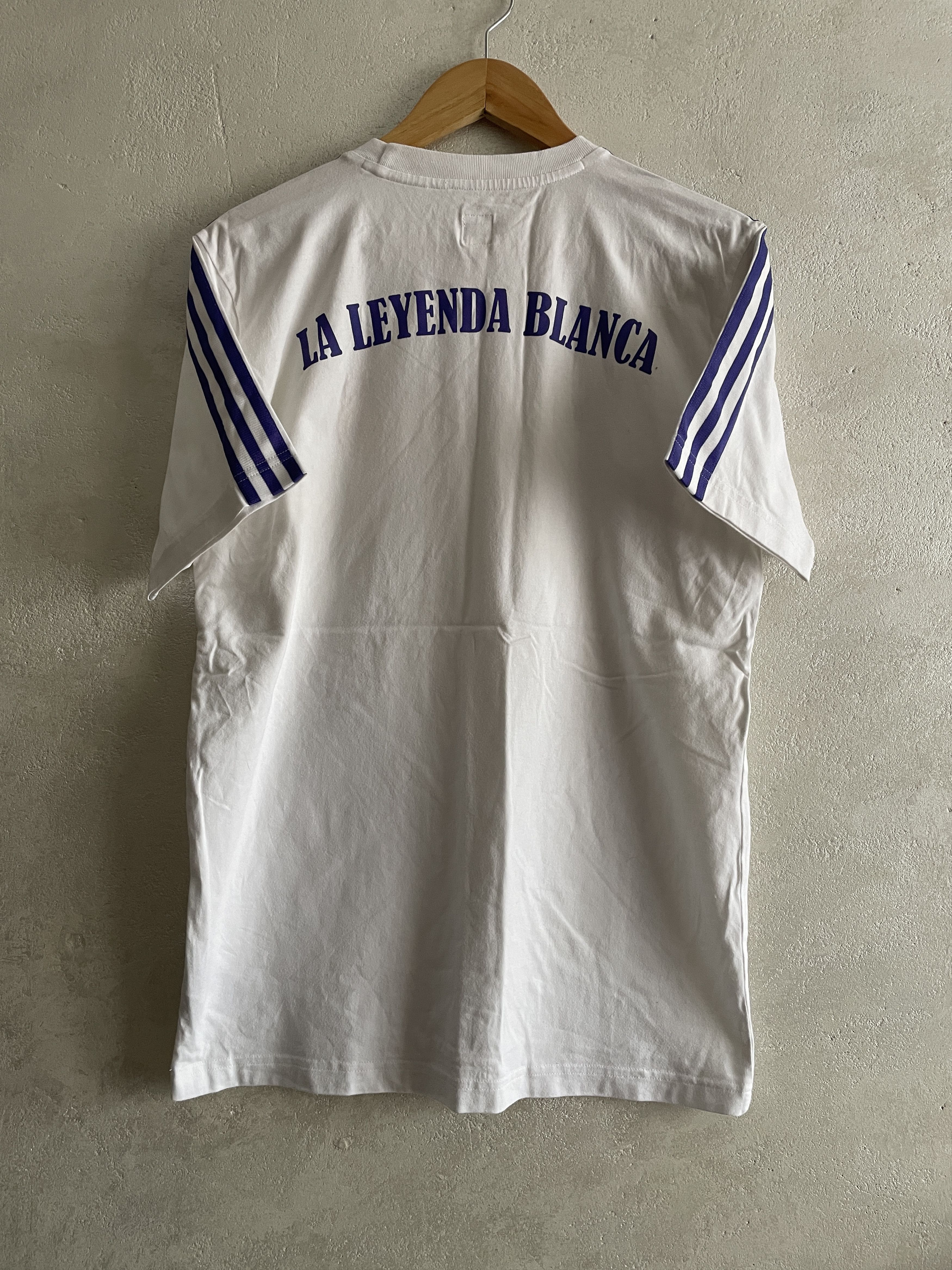 Adidas Vintage Real Madrid La Leyenda Blanca Football Shirt Jersey Size S / US 4 / IT 40 - 2 Thumbnail