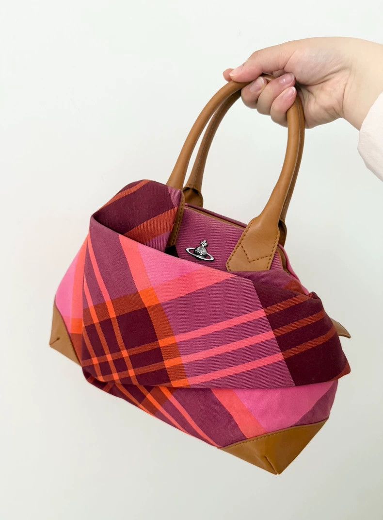 Vivienne Westwood Vivienne Westwood size os Red and pink speckled pleated irr Size ONE SIZE - 1 Thumbnail
