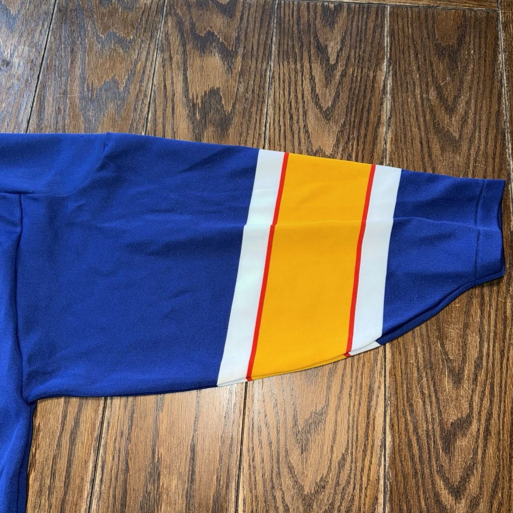 Vintage VINTAGE CCM Jersey Shirt Men’s Medium Blue Graphic Print 80s Skating Sport Logo Size US M / EU 48-50 / 2 - 5 Thumbnail