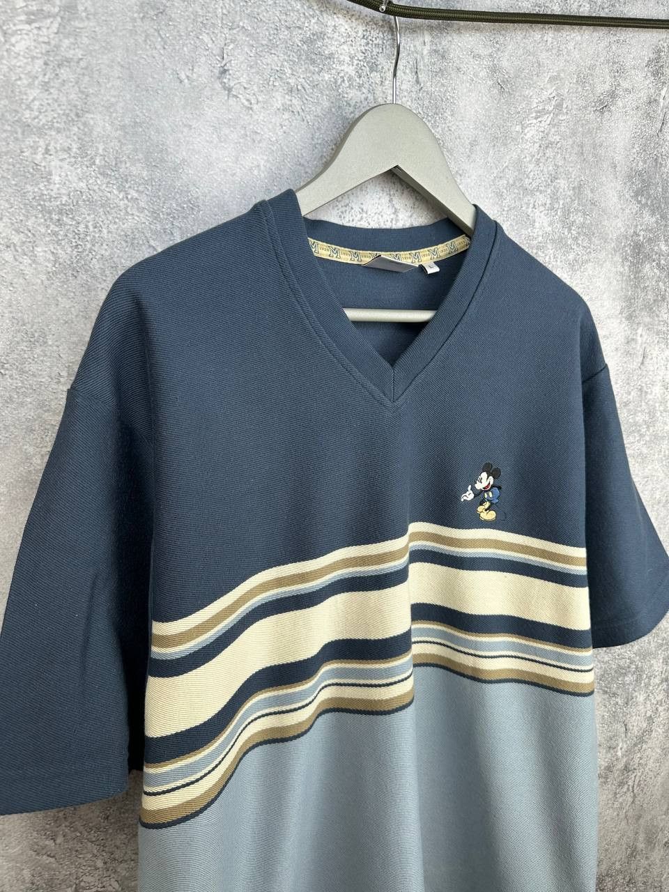 Disney Disney Store Mickey Mouse Knit T-Shirt 90s Made in Hong Kong Size US L / EU 52-54 / 3 - 3 Thumbnail
